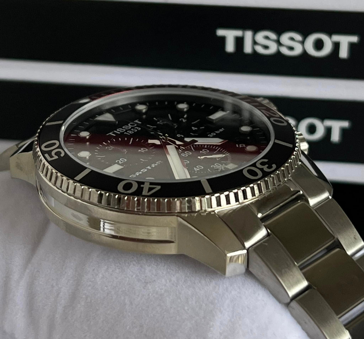 Tissot Men’s Seastar 1000 Quartz Chronograph Watch