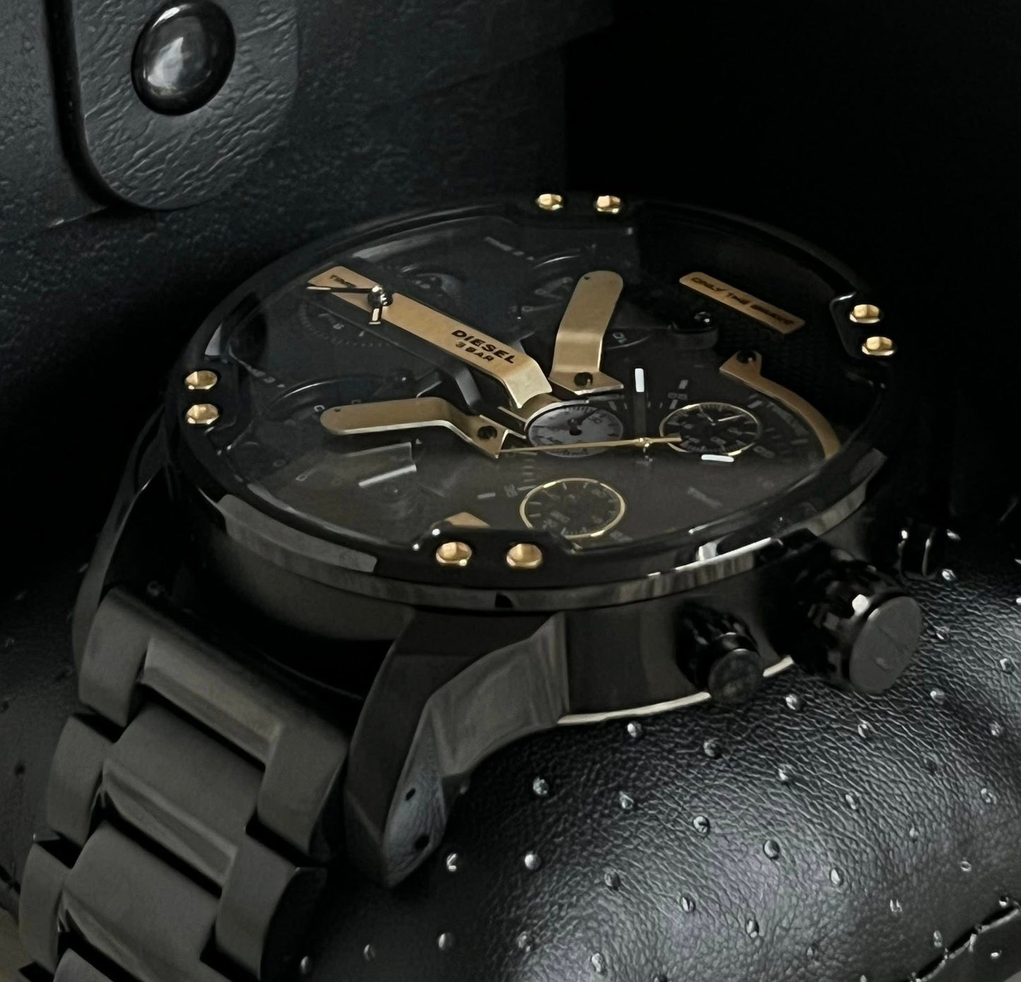 DZ7435 - Diesel Men’s Mr. Daddy 2.0 Chrono Black Dial Leather Watch