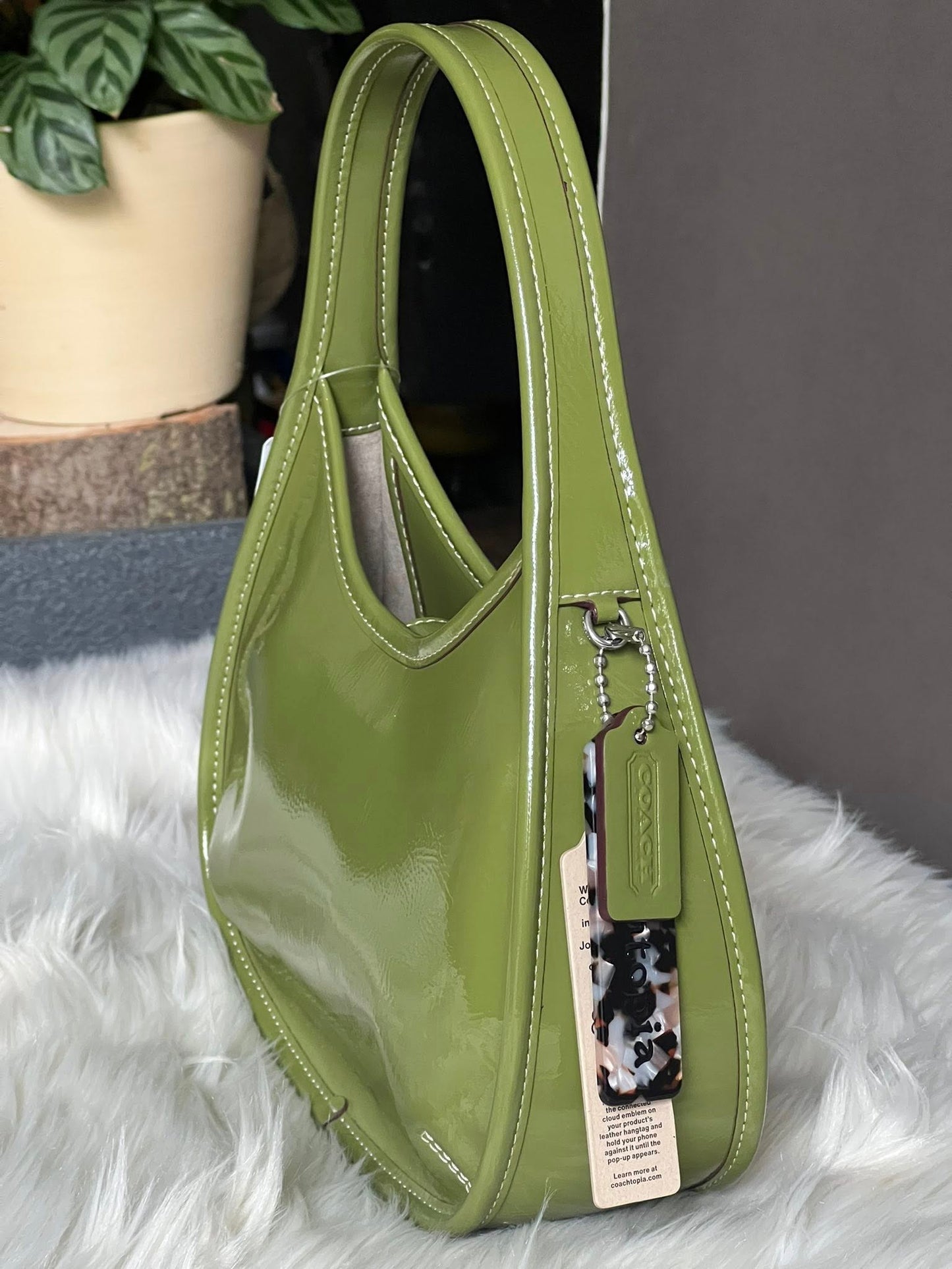 Coachtopia Ergo in Crinkled Patent Leather