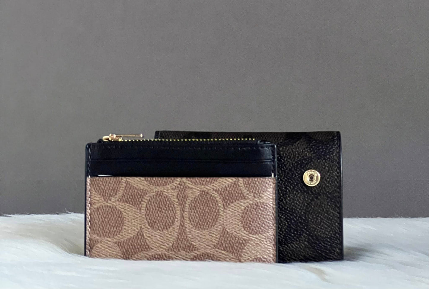 Coach Card Holder Wallet In Blocked Signature Canvas