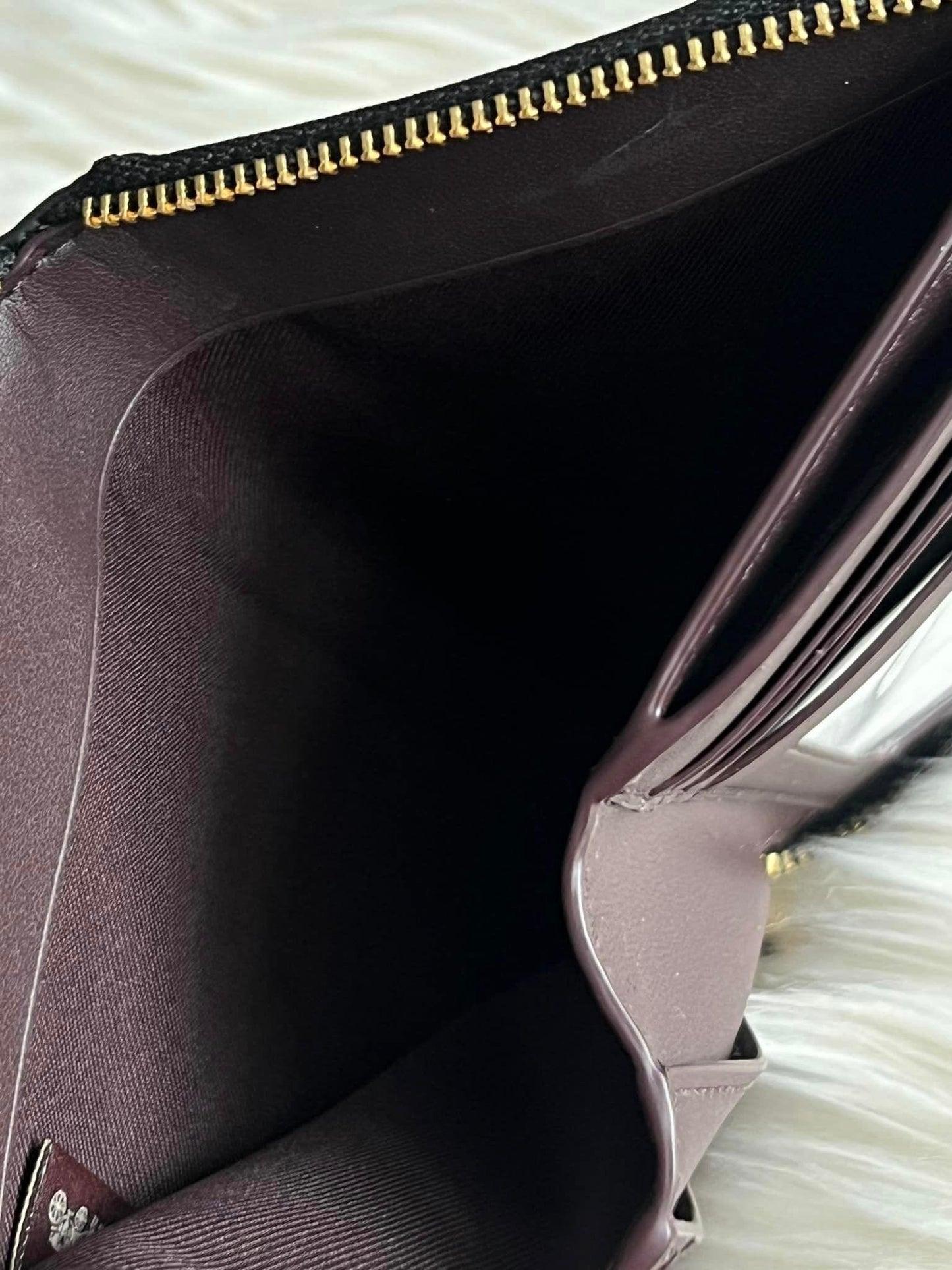 Coach Medium Id Zip Wallet In Signature Leather