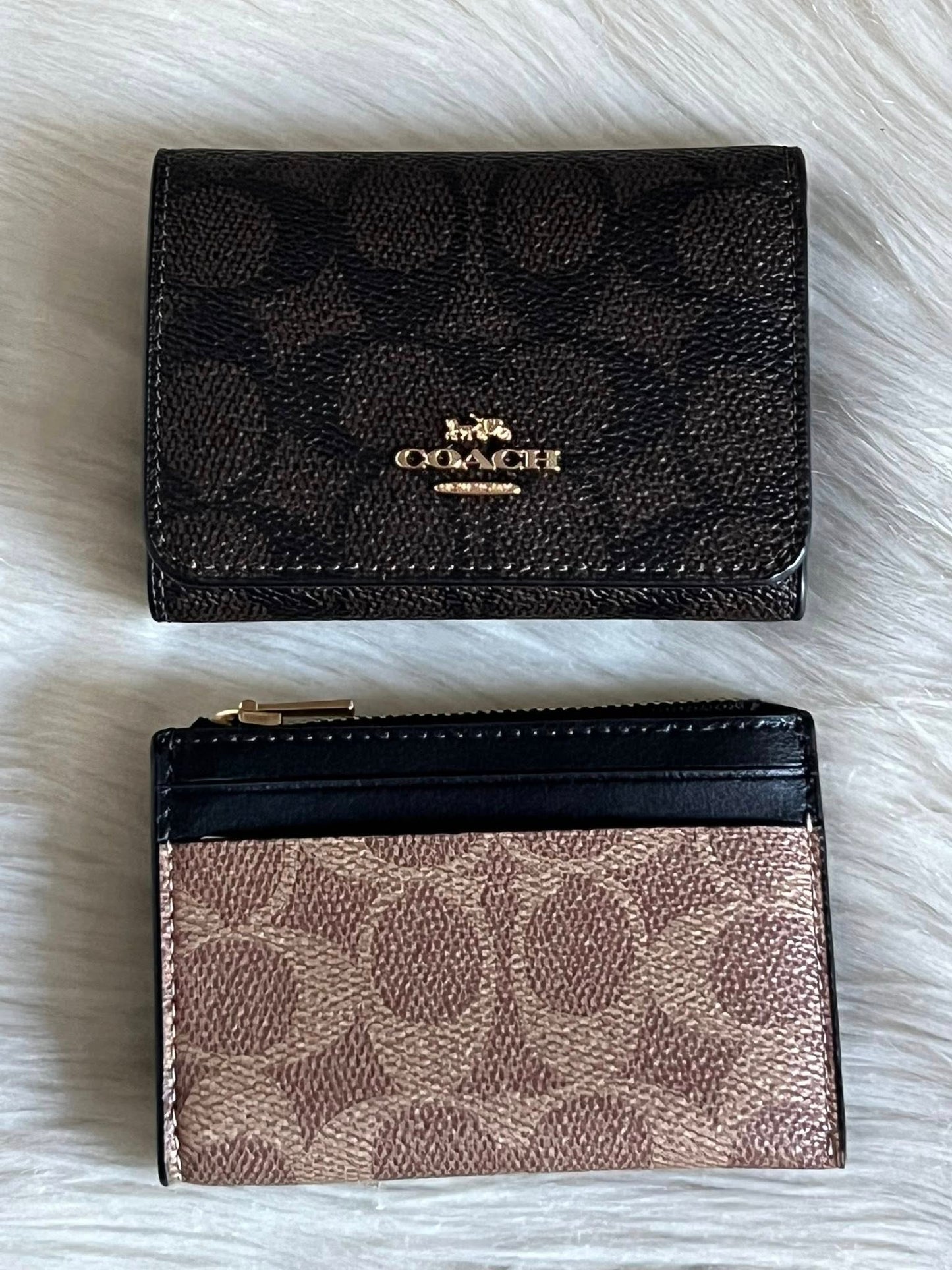 Coach Card Holder Wallet In Blocked Signature Canvas
