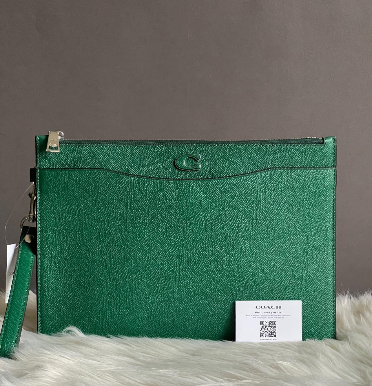 Coach Pouch Wristlet in Crossgrain Leather with Signature Canvas Interior