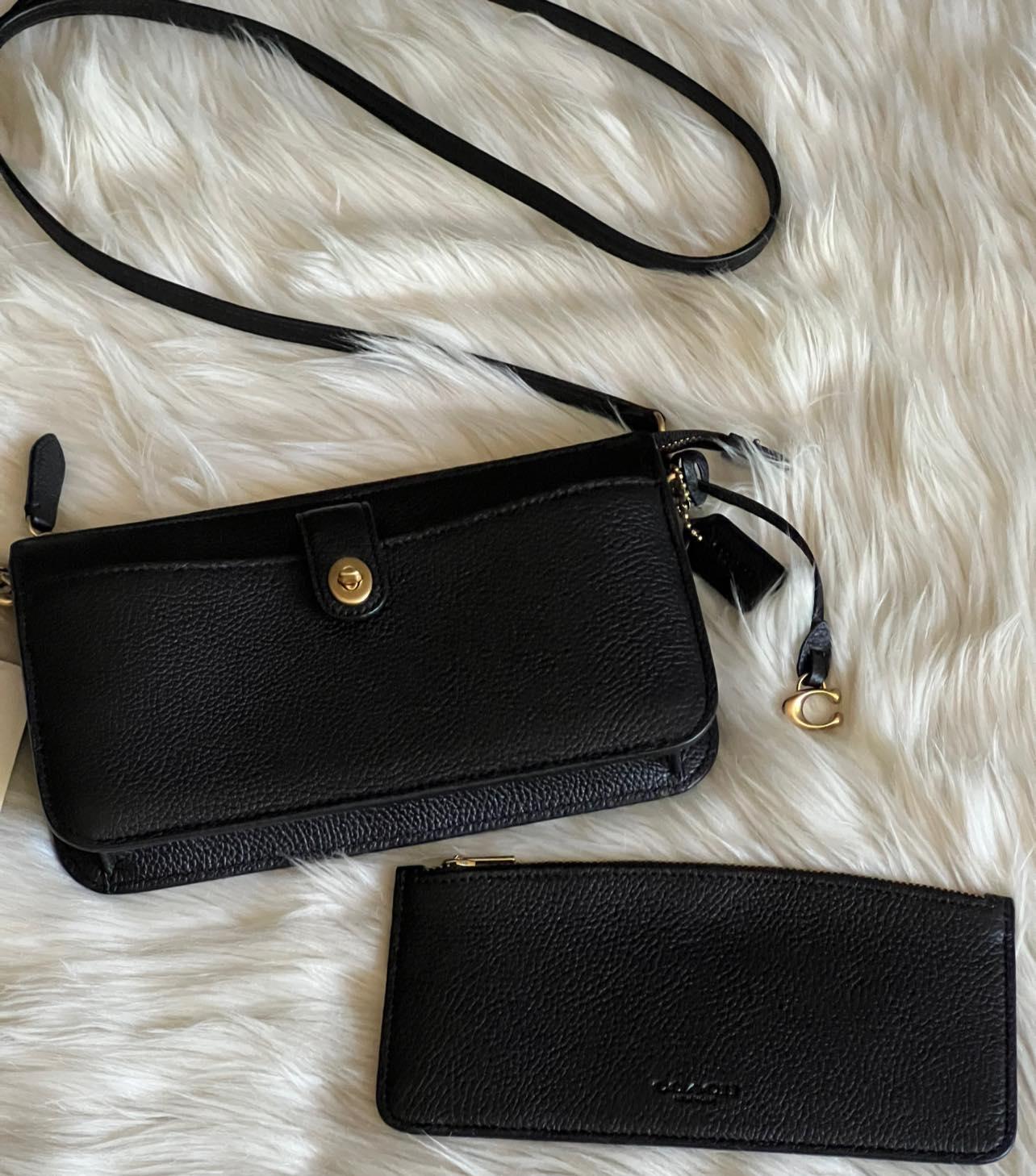 Coach Noa Pop-up Messenger