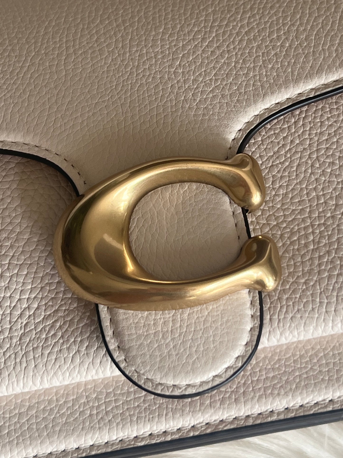 Coach Tabby Shoulder Bag 26