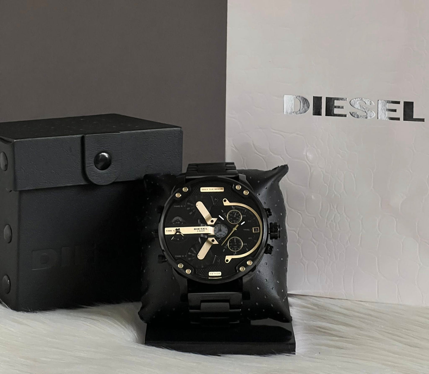 DZ7435 - Diesel Men’s Mr. Daddy 2.0 Chrono Black Dial Leather Watch