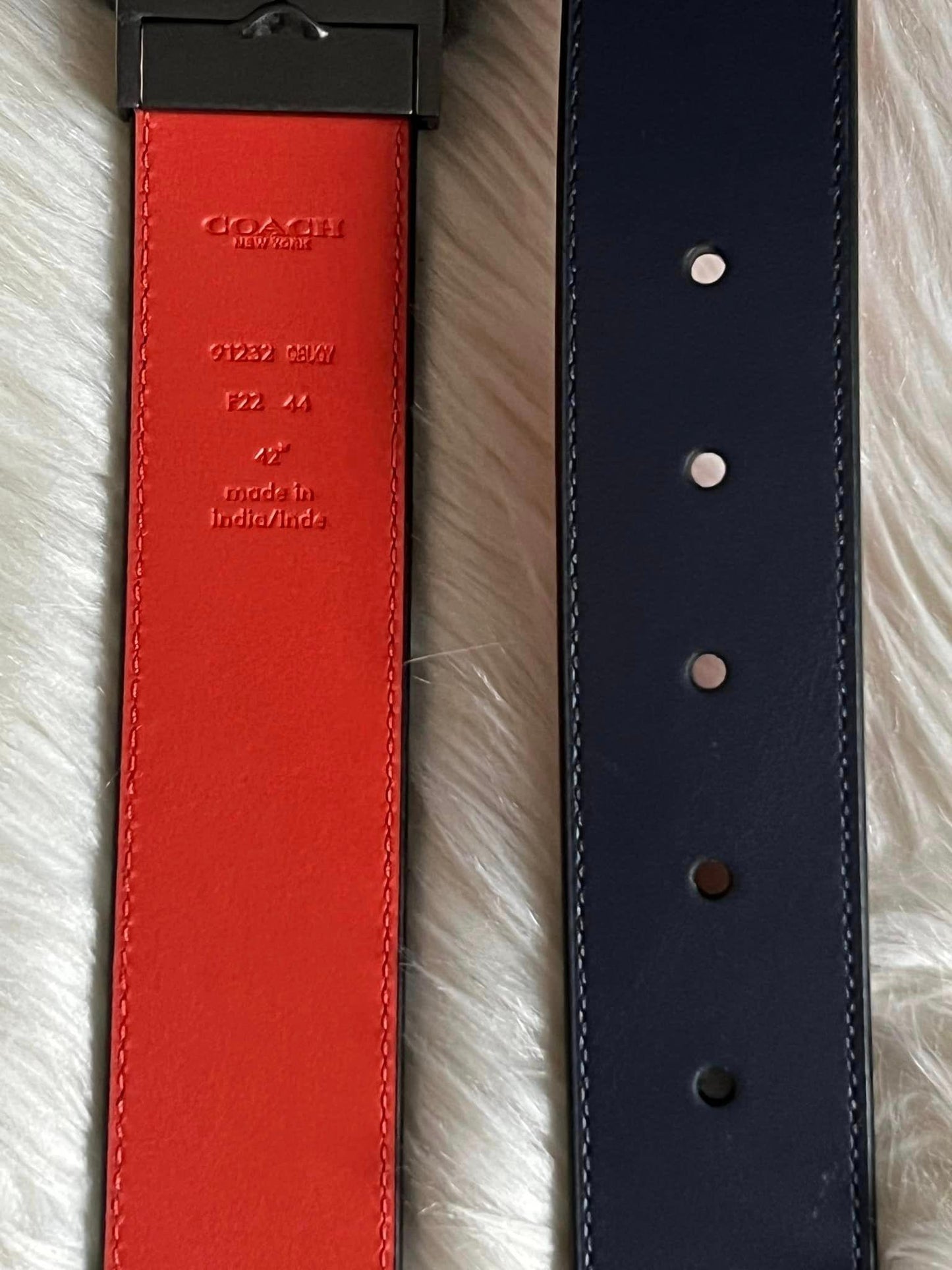 Coach Men’s Plaque Buckle Reversible Belt
