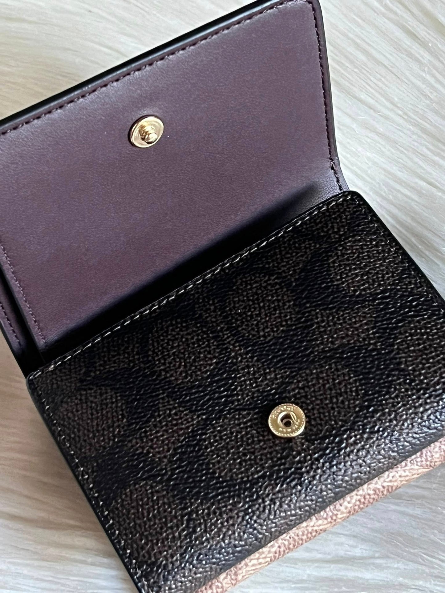 Coach Card Holder Wallet In Blocked Signature Canvas