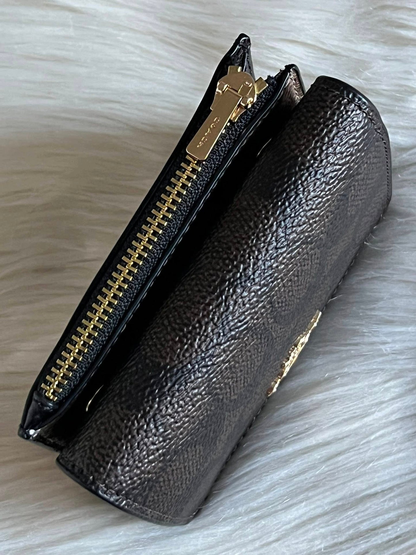Coach Card Holder Wallet In Blocked Signature Canvas
