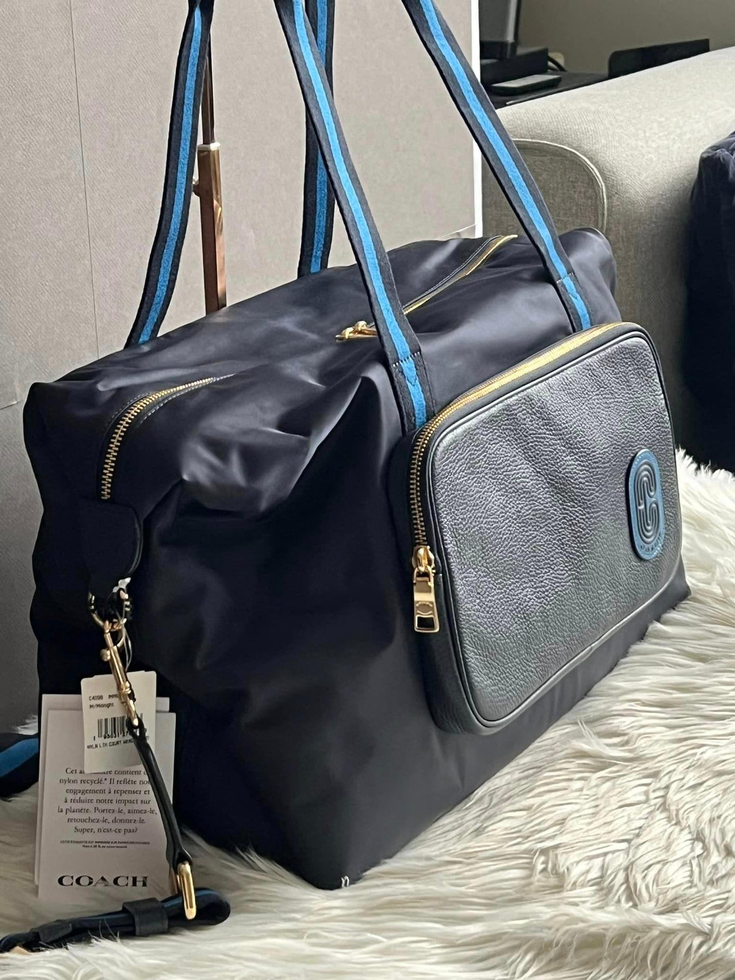 Coach Court Weekender