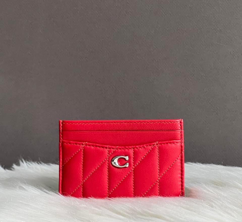 Coach Essential Card Case With Pillow Quilting
