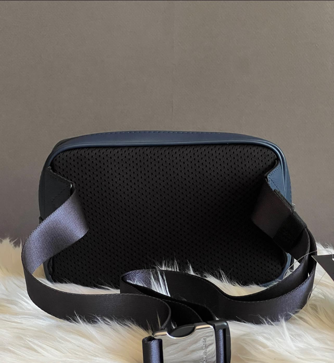 Michael Kors Cooper Sling Pack