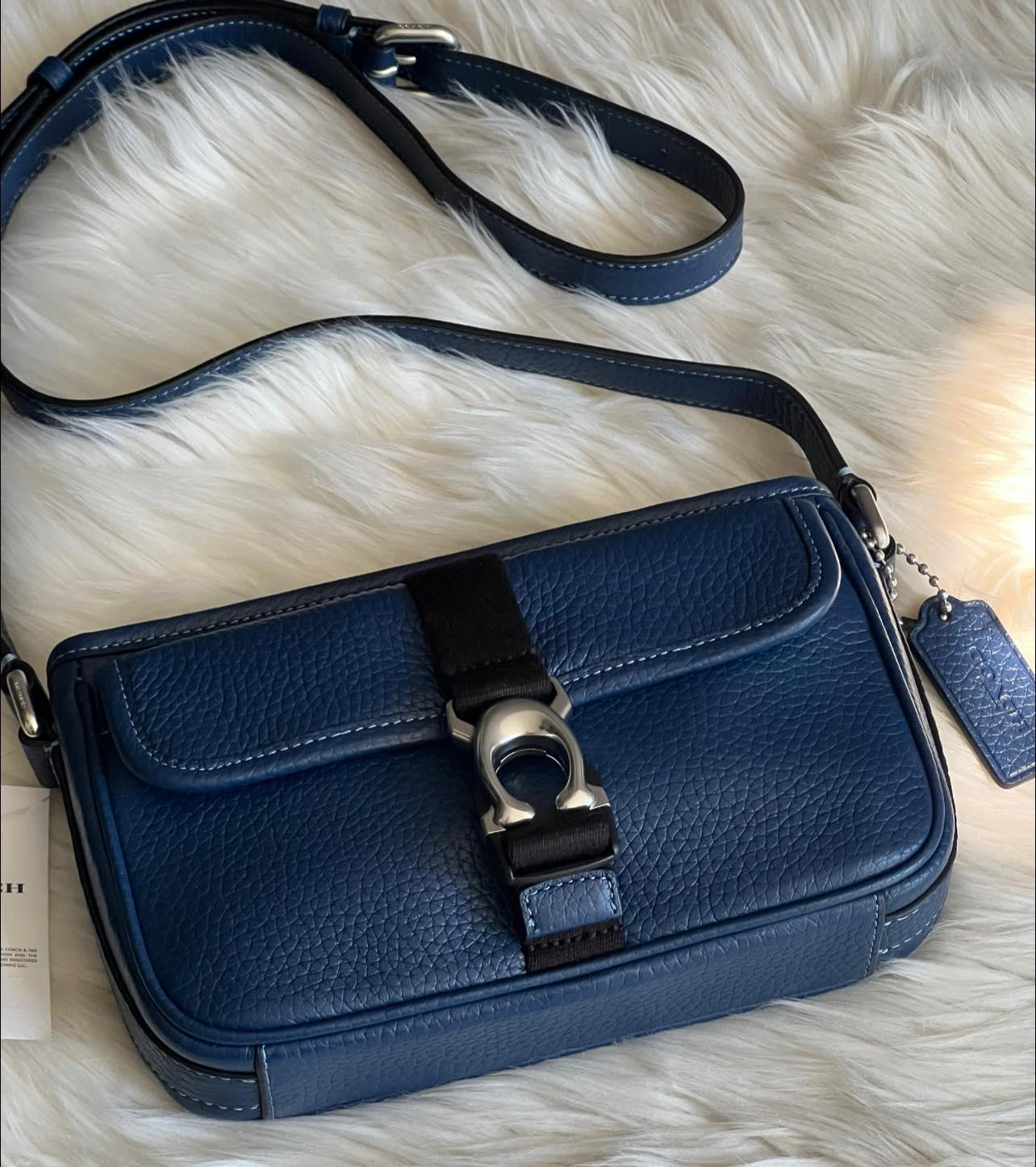 Coach Beck Slim Crossbody
