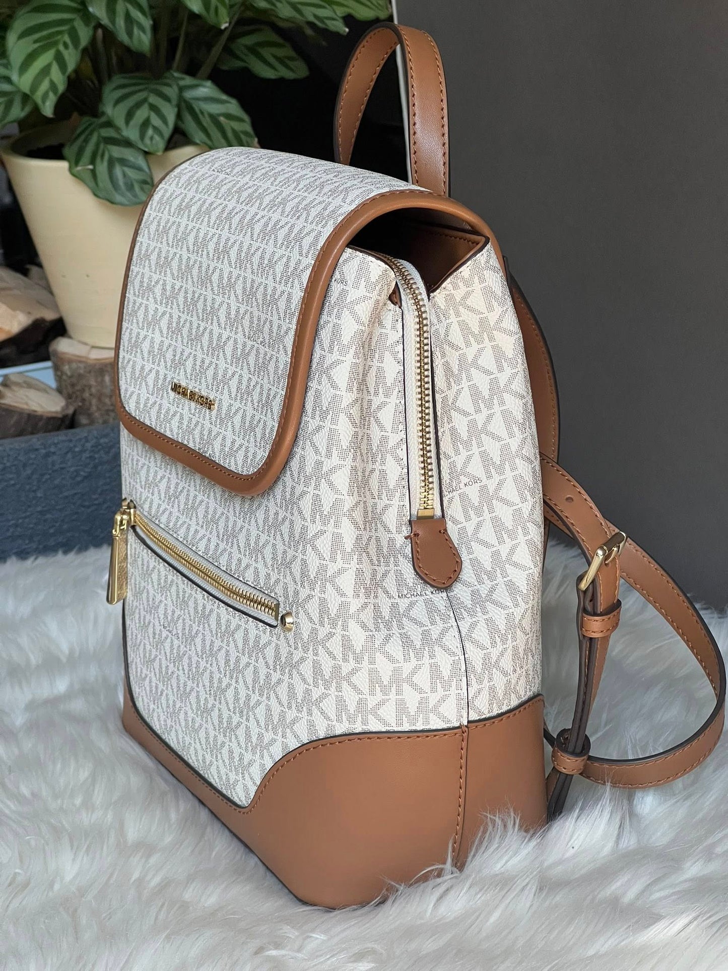 Michael Kors Harrison Medium Logo Backpack