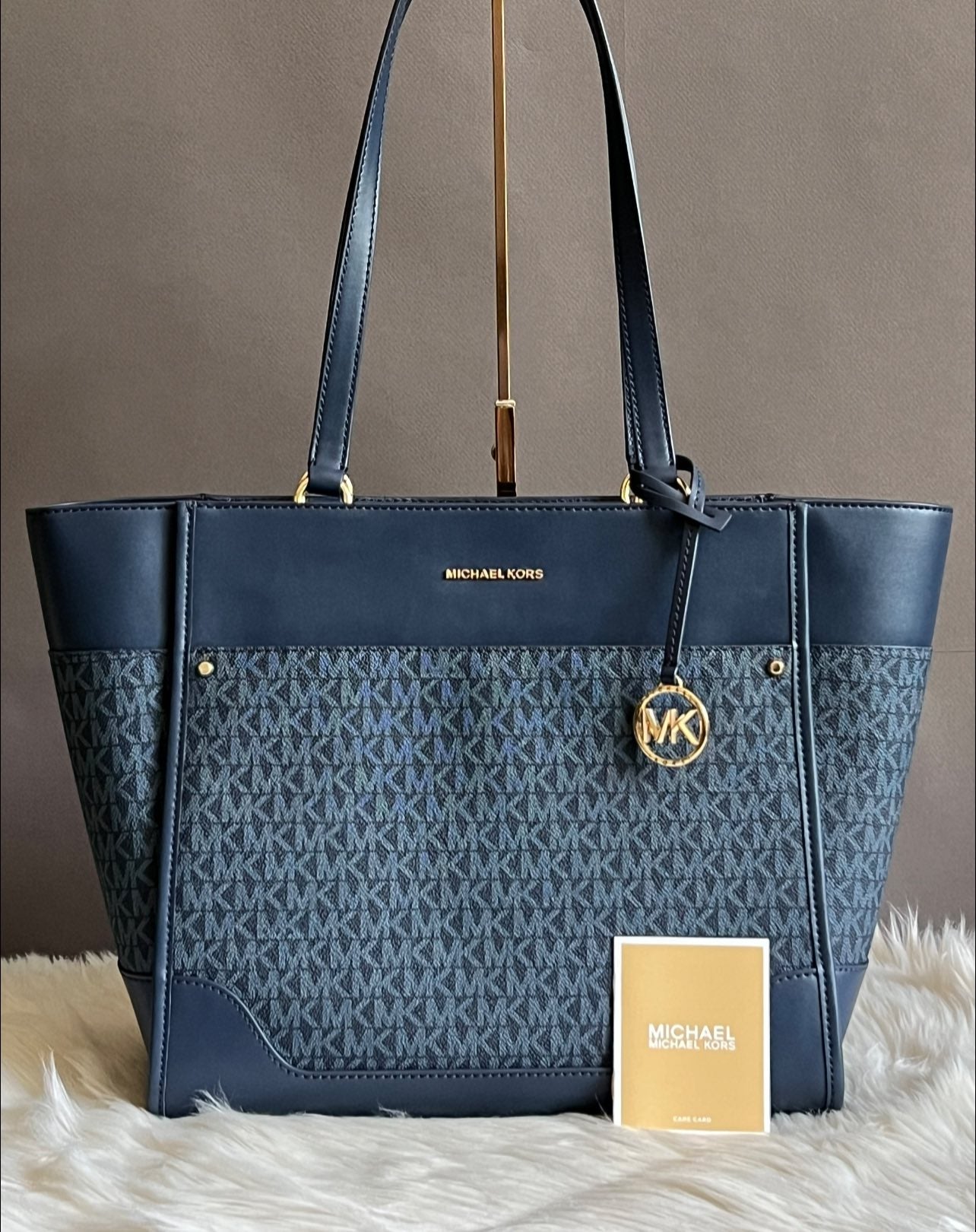 Michael Kors Harrison Large Logo Tote Bag