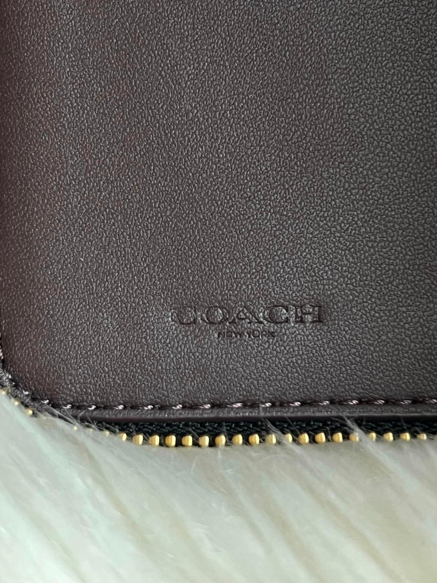 Coach Medium Id Zip Wallet In Signature Leather
