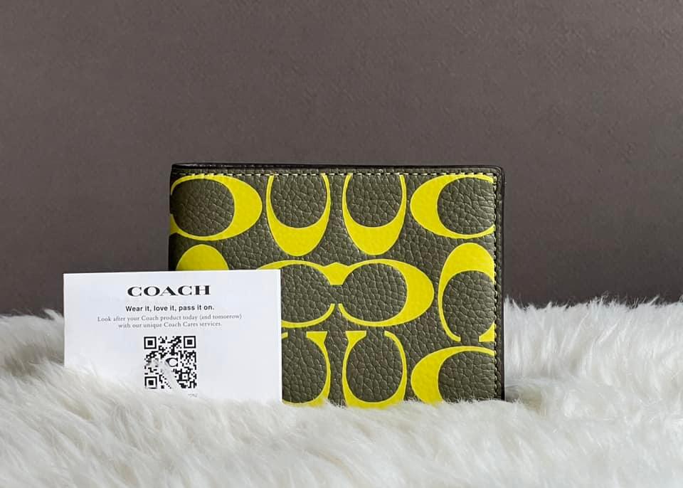 Coach Men’s Slim Billfold Wallet In Signature Leather