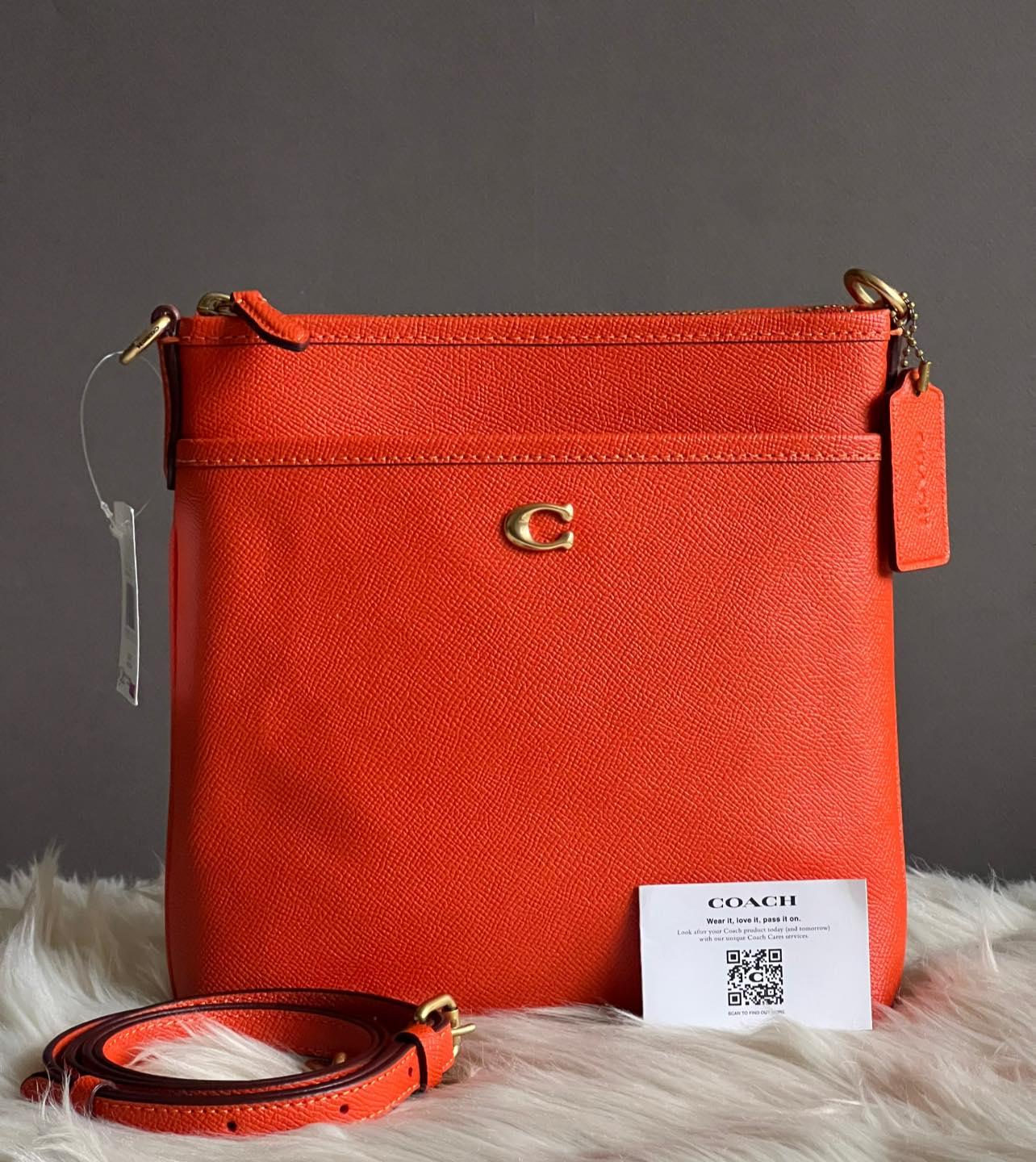 Coach Kitt Messenger Crossbody