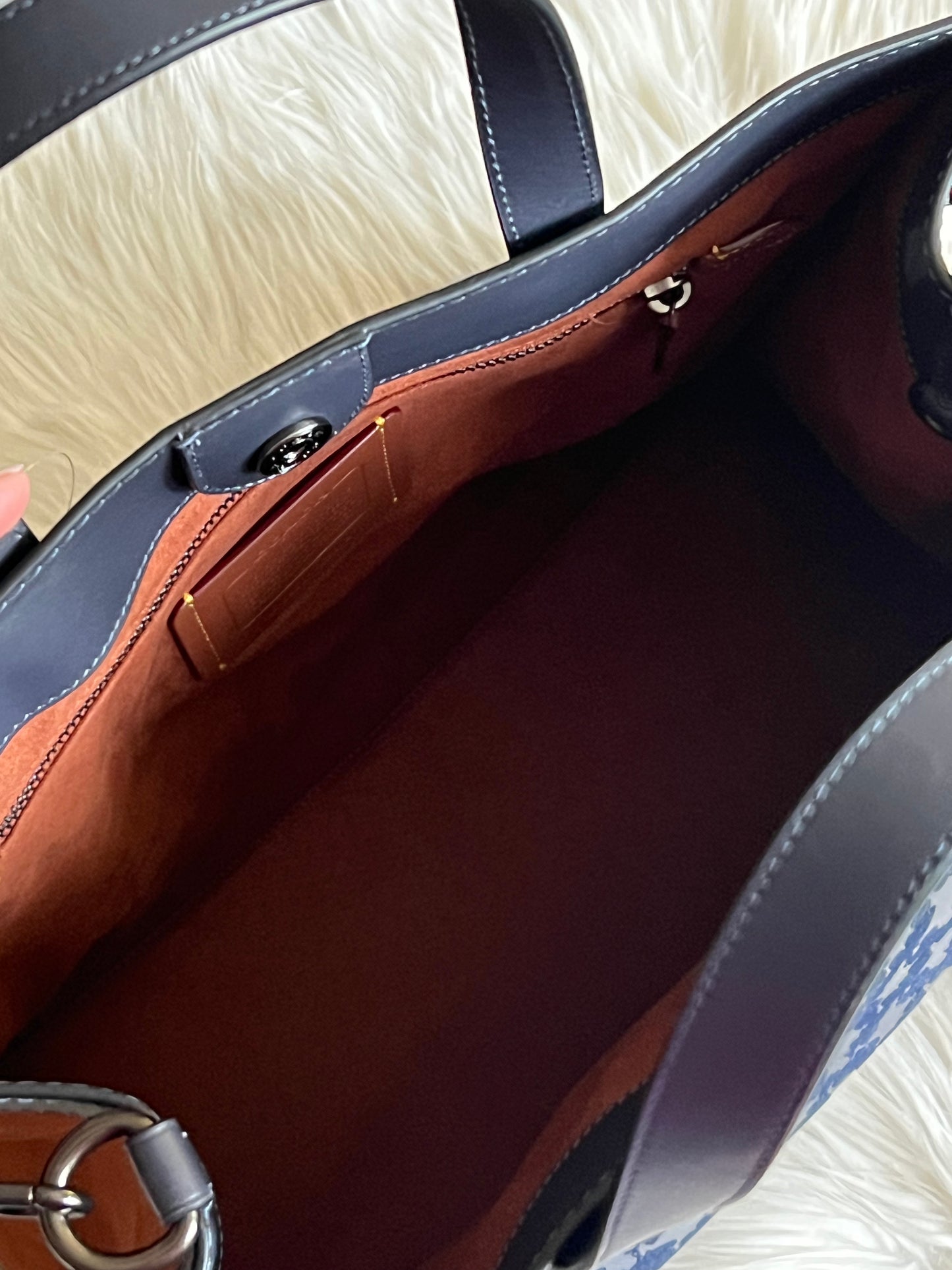Coach Field Tote 40 with Horse and Carriage