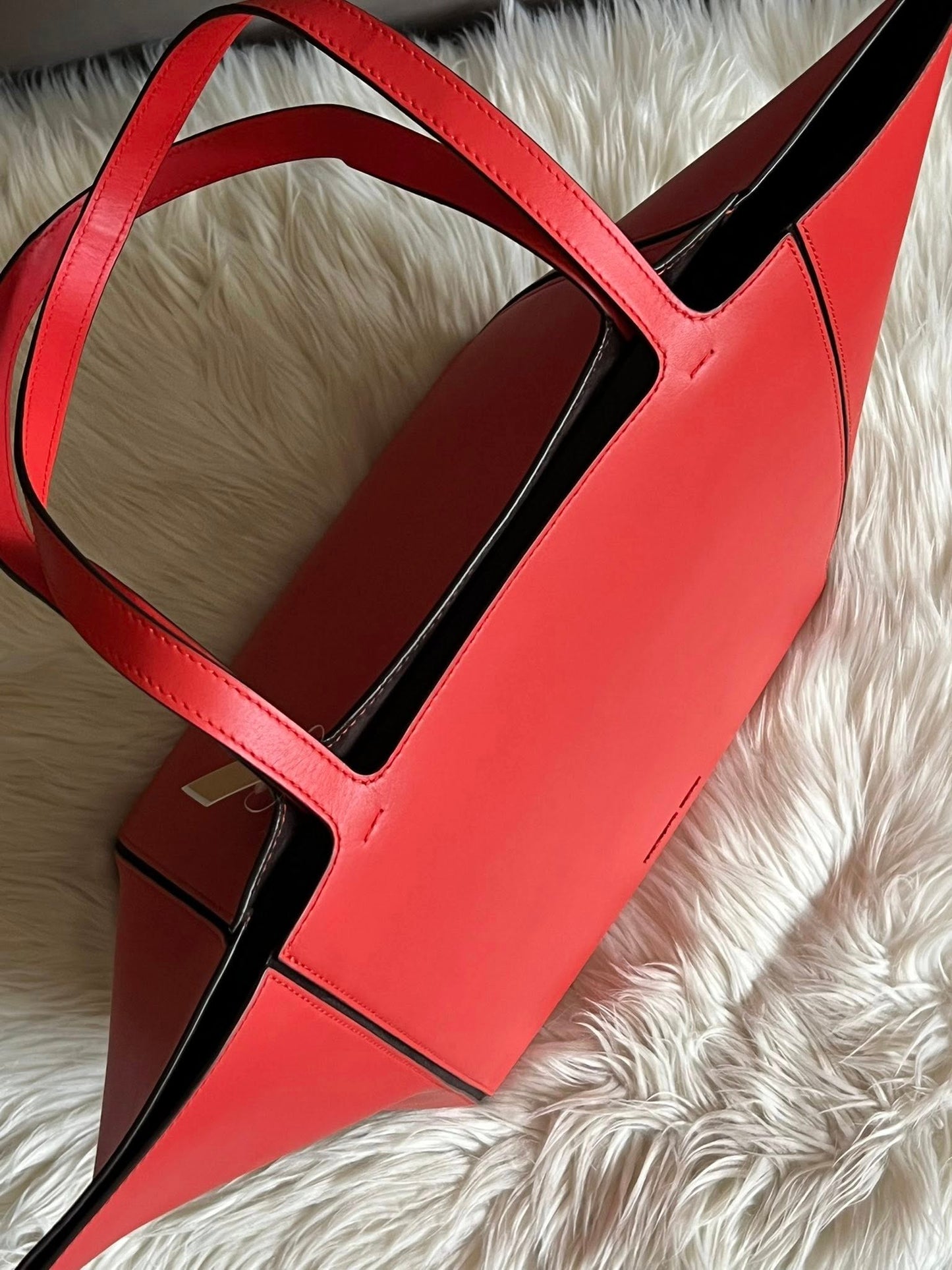Michael Kors Jordi Large Leather Tote Bag