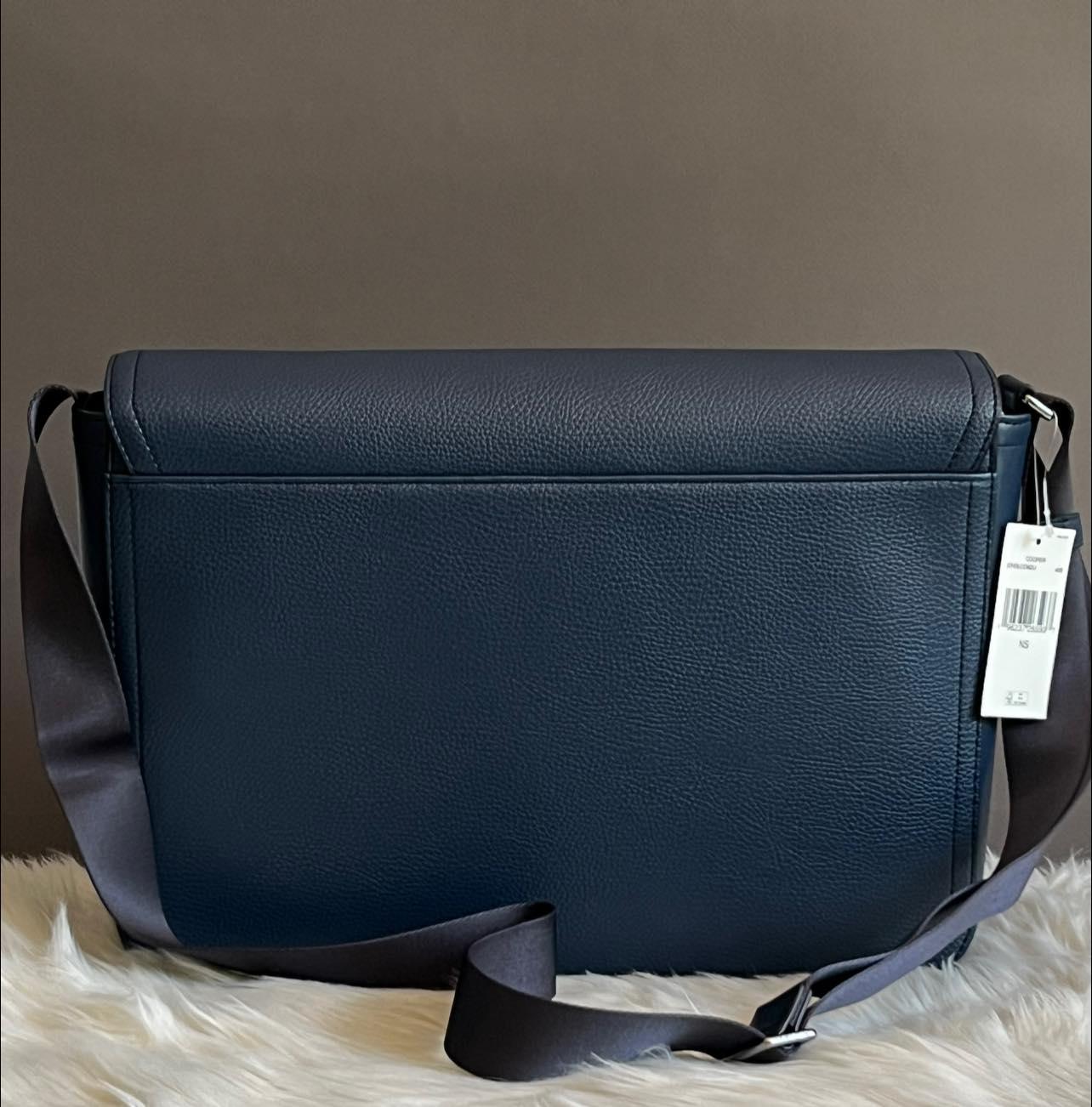 Michael Kors Cooper Messenger Bag