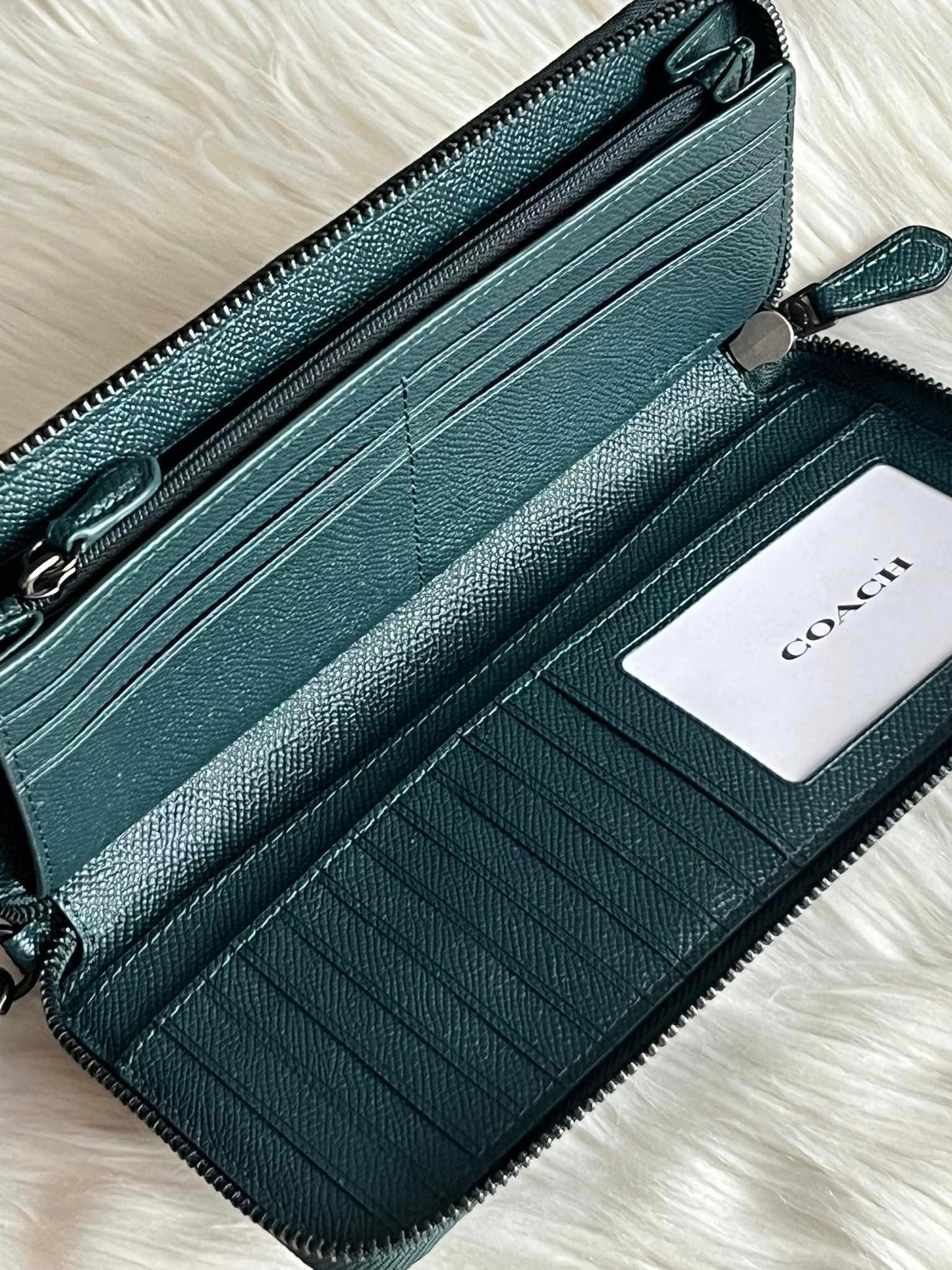 Coach Continental Crossgrain Wallet
