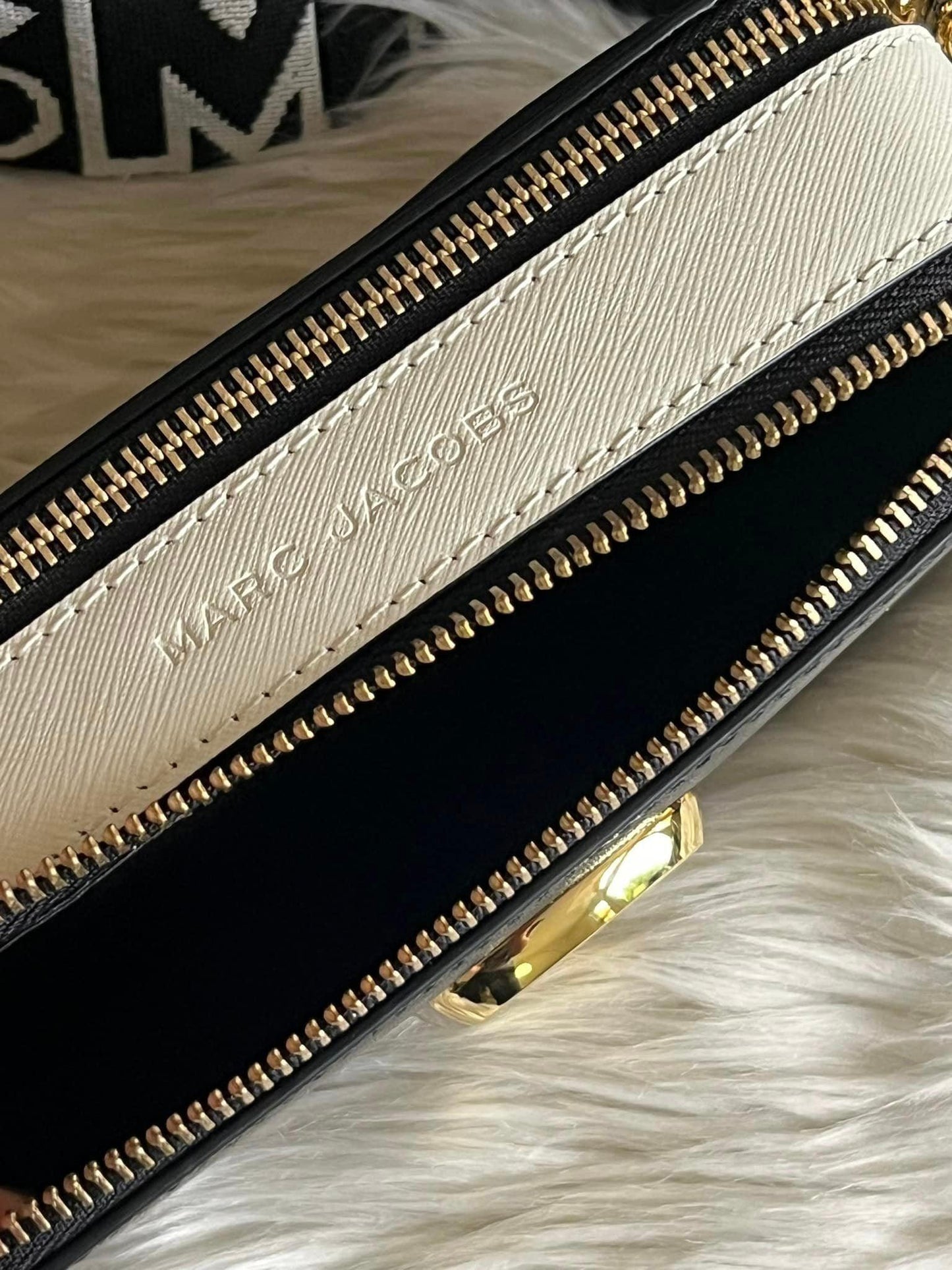 Marc Jacobs The Snapshot