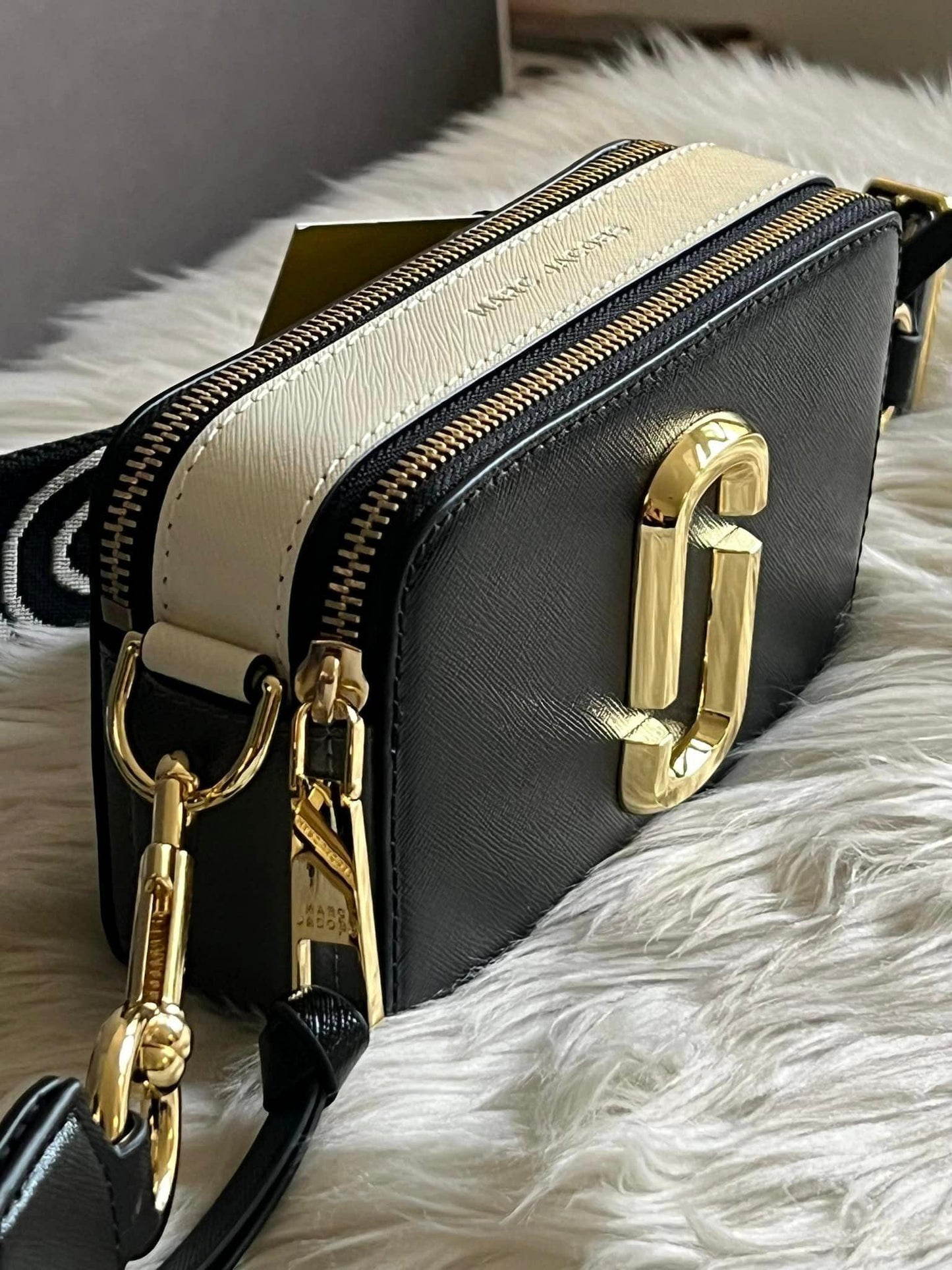 Marc Jacobs The Snapshot
