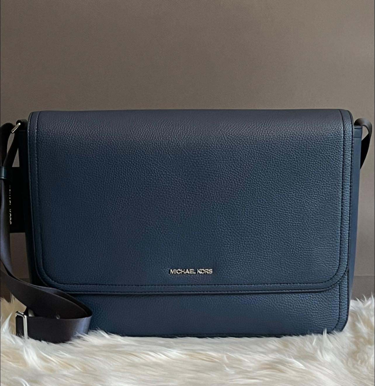 Michael Kors Cooper Messenger Bag