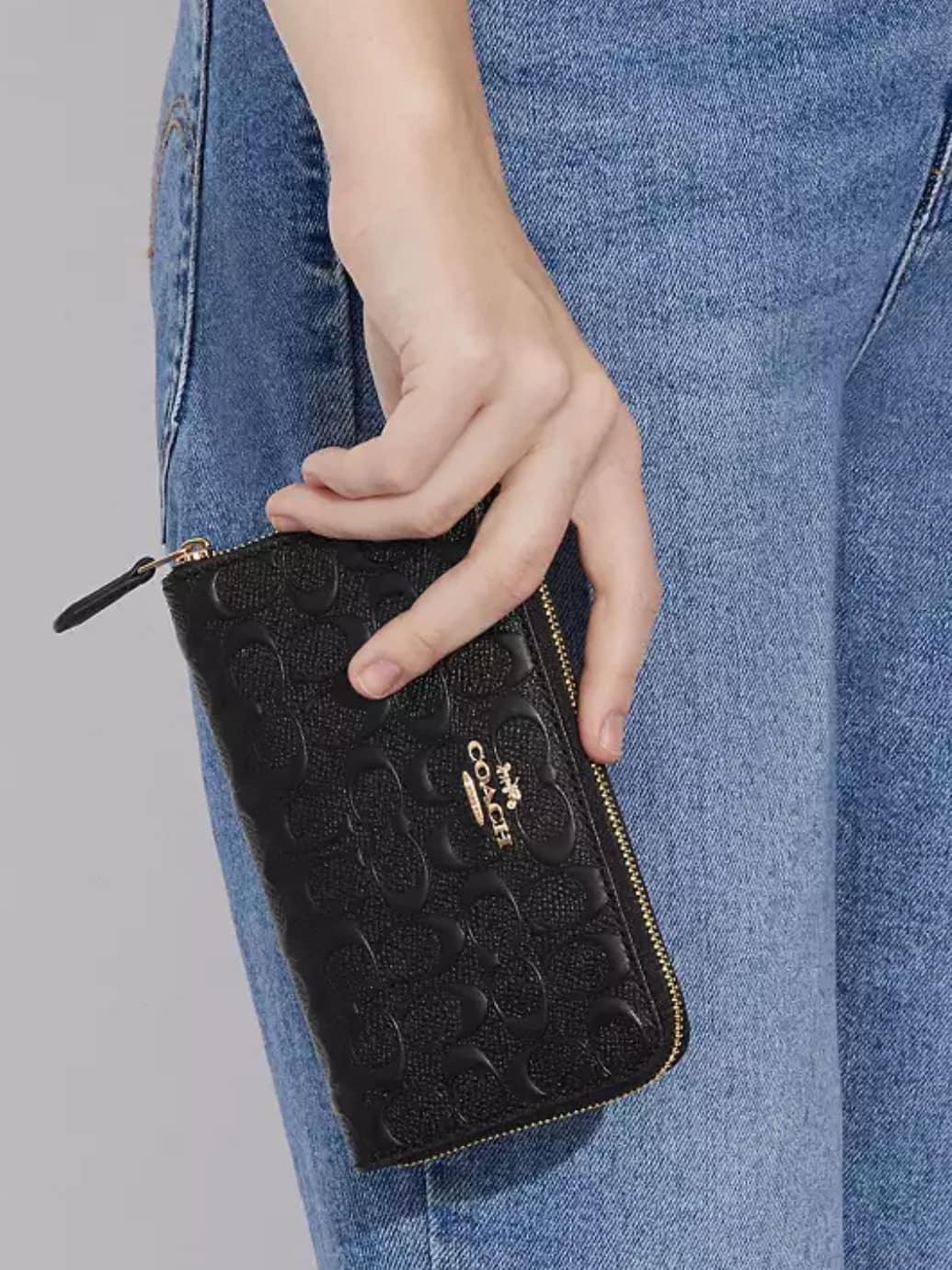 Coach Medium Id Zip Wallet In Signature Leather