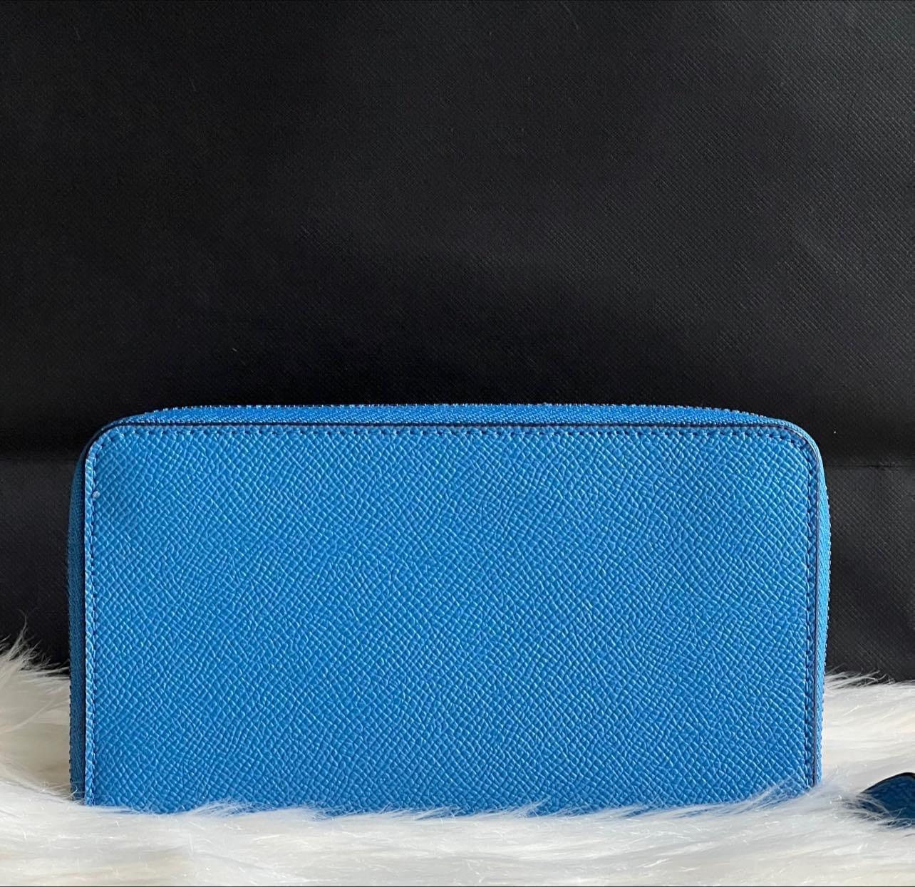 Coach Medium Zip Around Wallet
