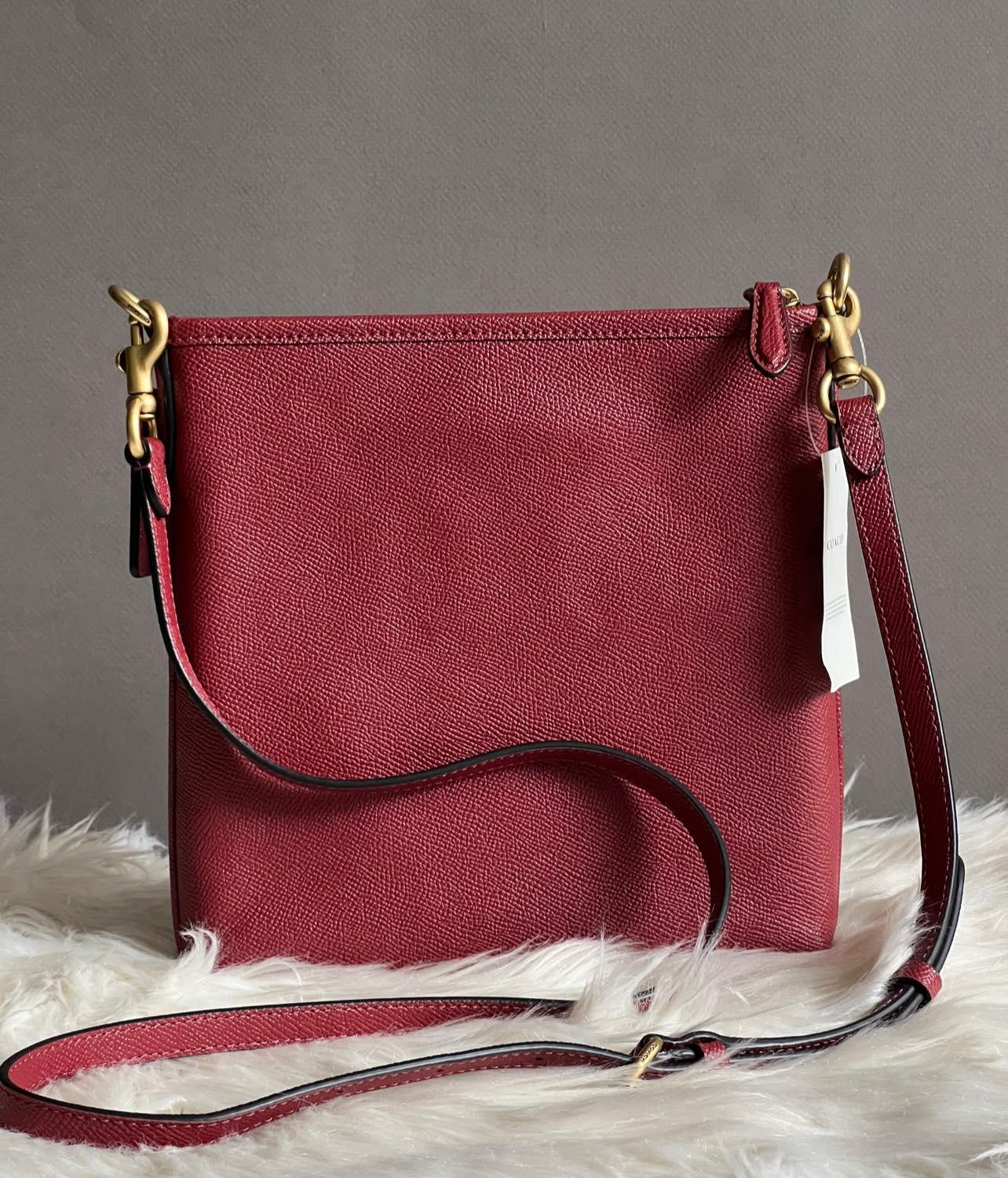 Coach Kitt Messenger Crossbody