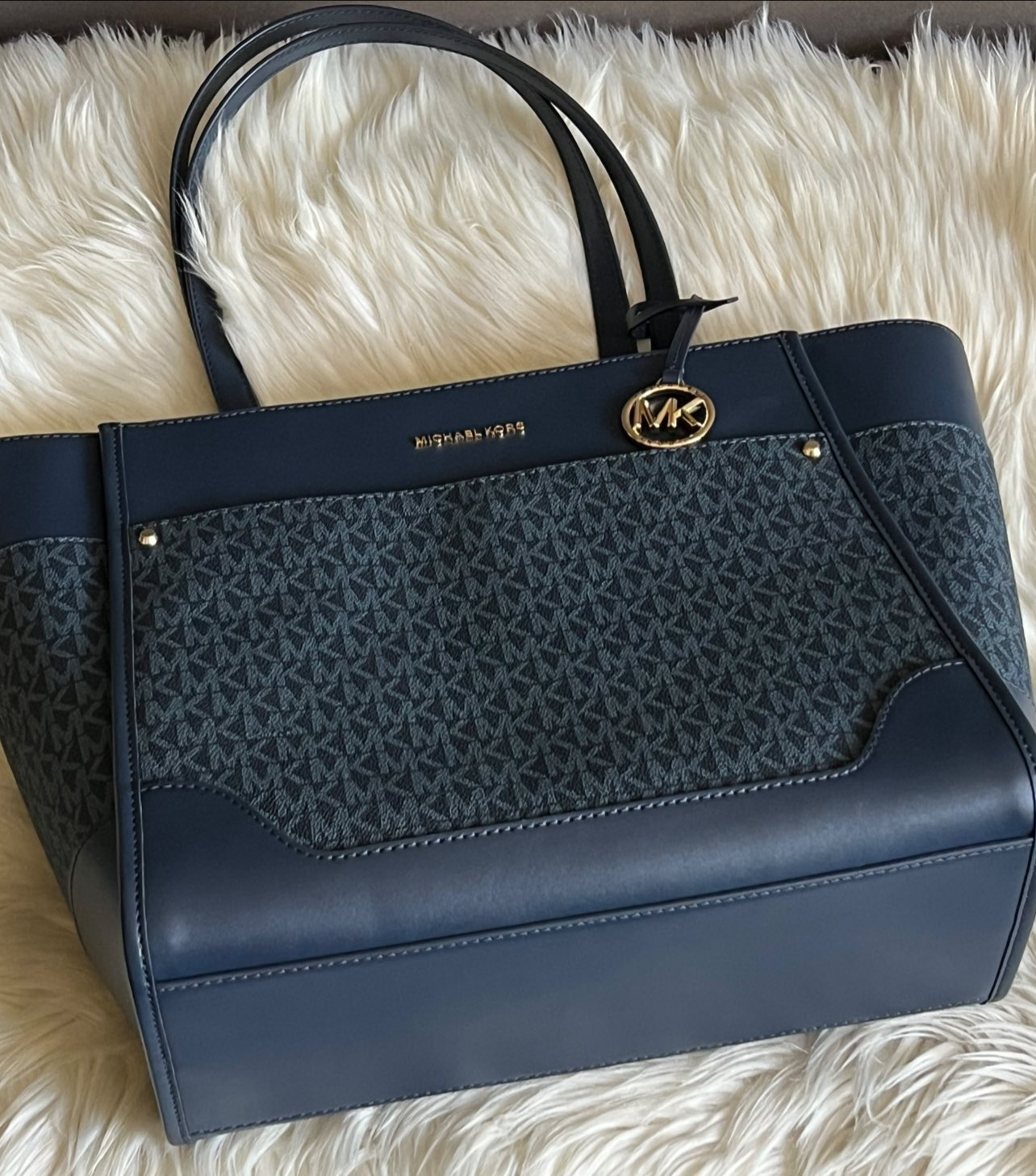 Michael Kors Harrison Large Logo Tote Bag