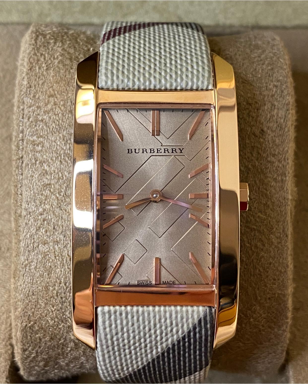 Burberry Women’s Pioneer Nova Check Strap Rose Gold-Tone