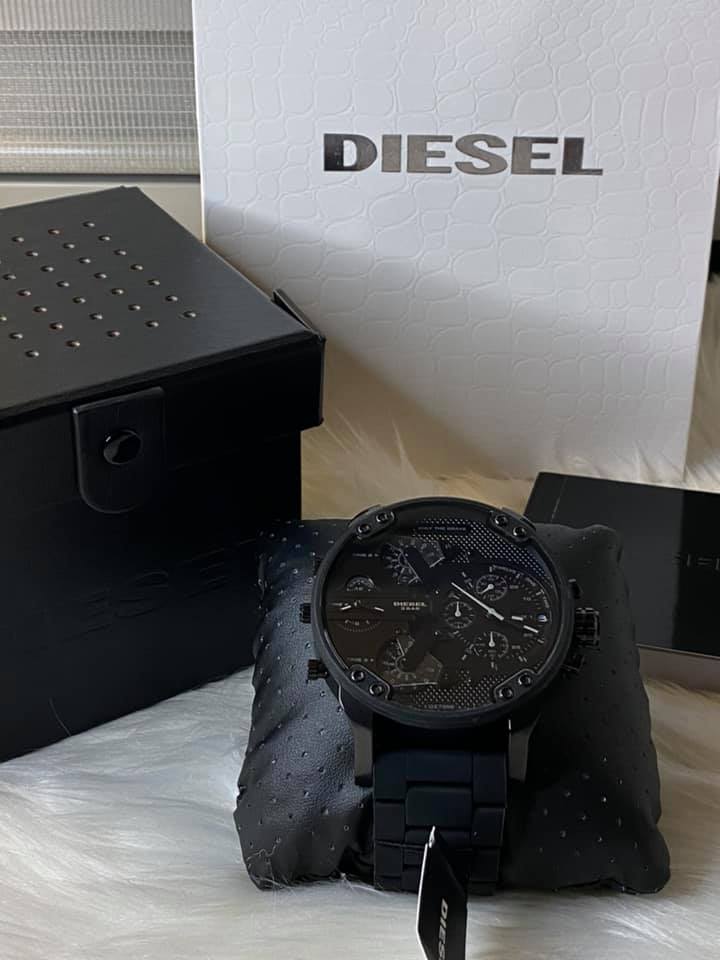 Diesel Men’s Mr. Daddy 2.0 Chronograph Black Dial Watch