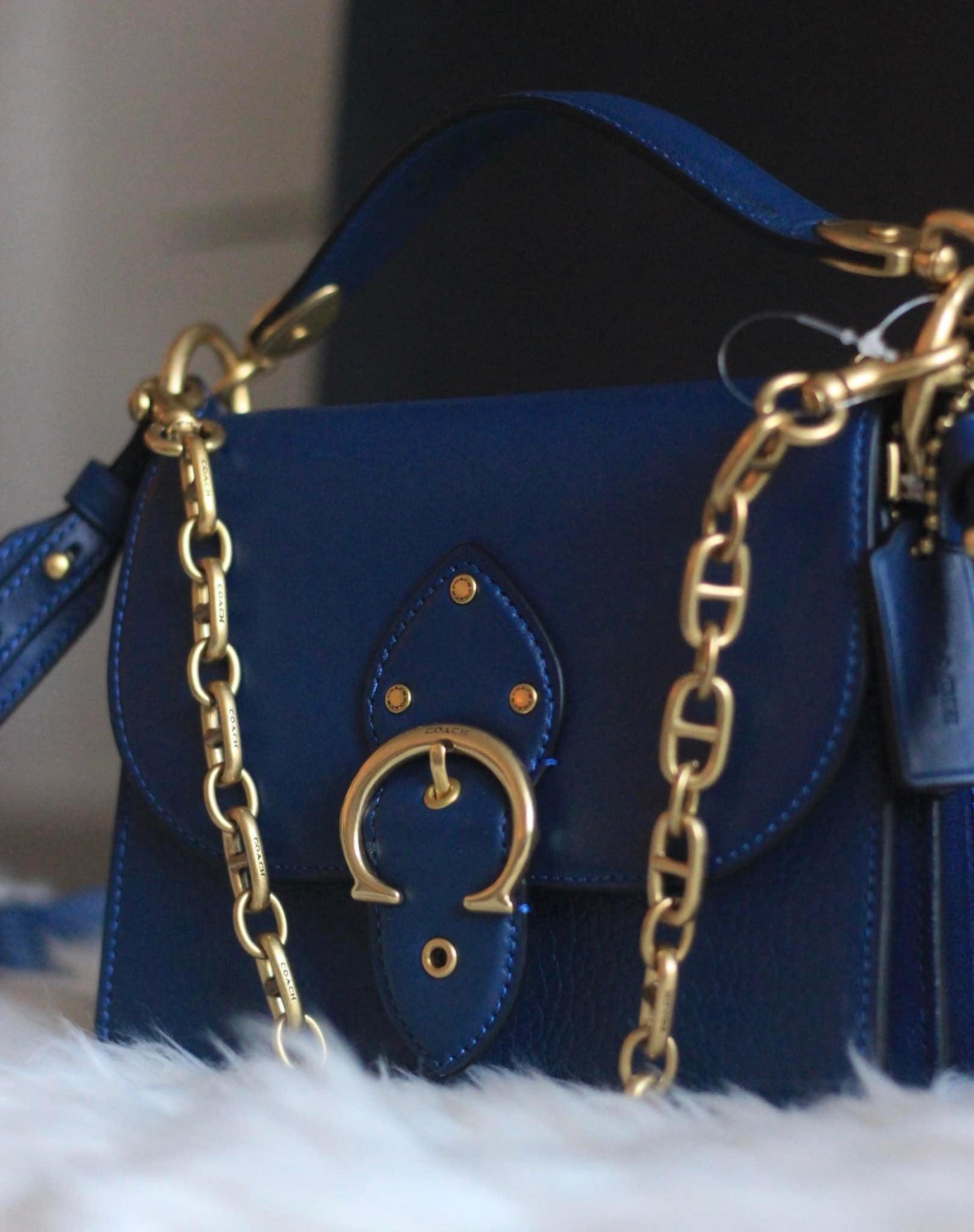 Coach Beat Shoulder Bag 18