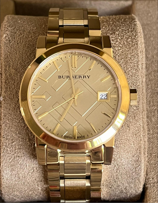 Burberry Women’s Light Champagne Gold-Tone Watch