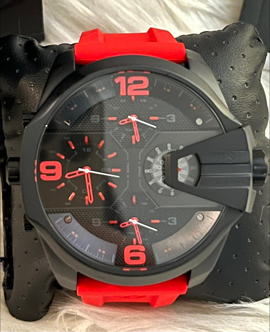 Diesel Uber Chief Dial Black Dial Red Silicone Watch