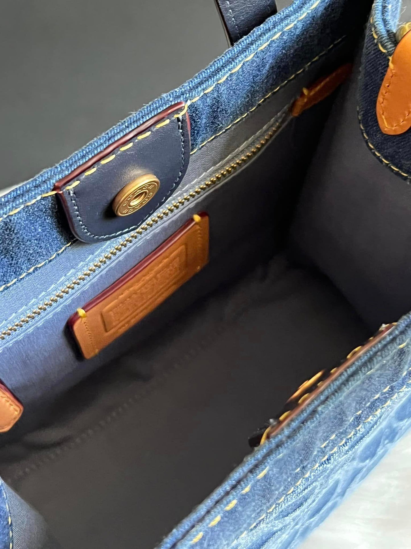 Coach Field Tote 22 in Signature Denim