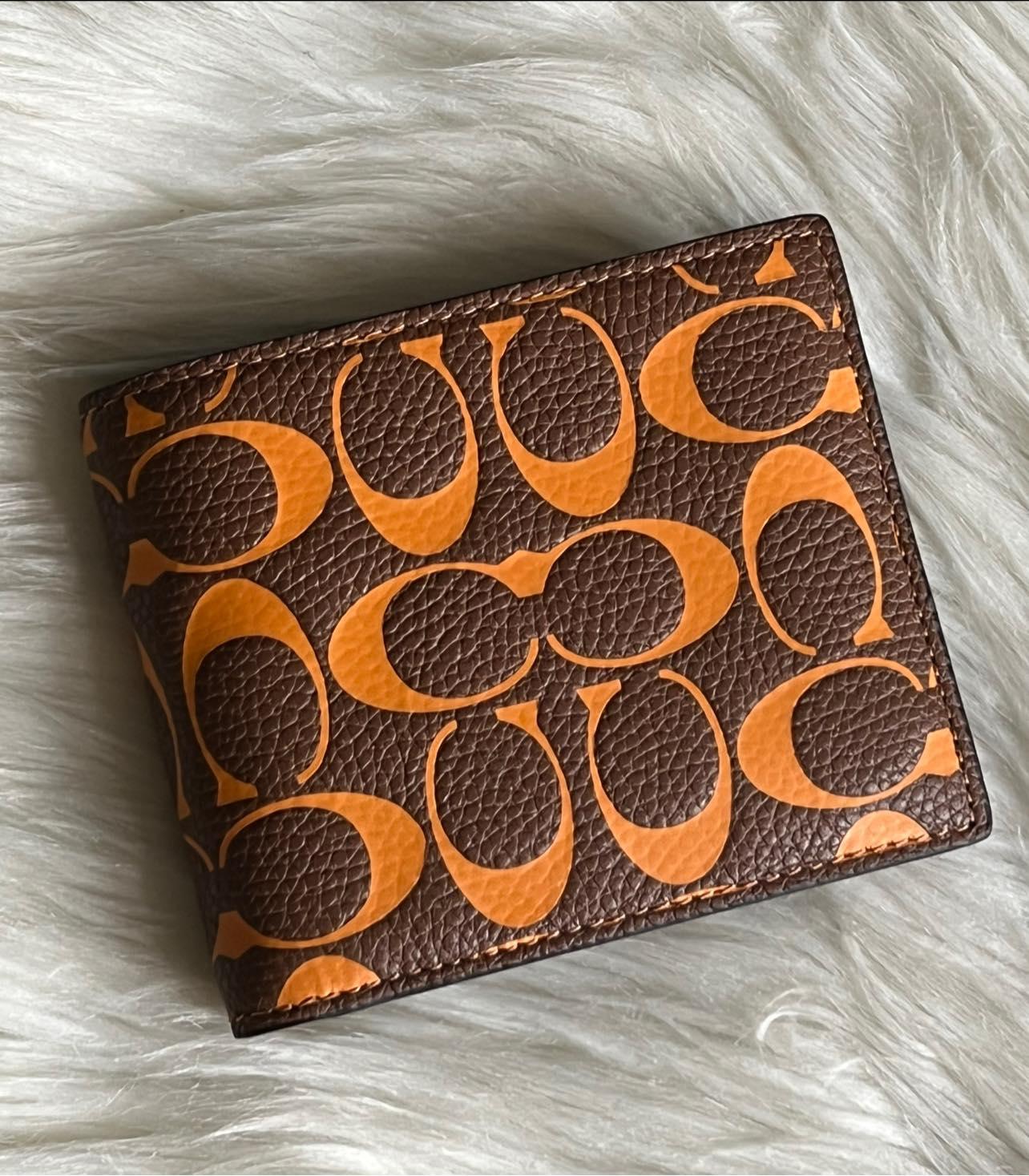 Coach Men’s 3-in-1 Wallet in Signature Leather