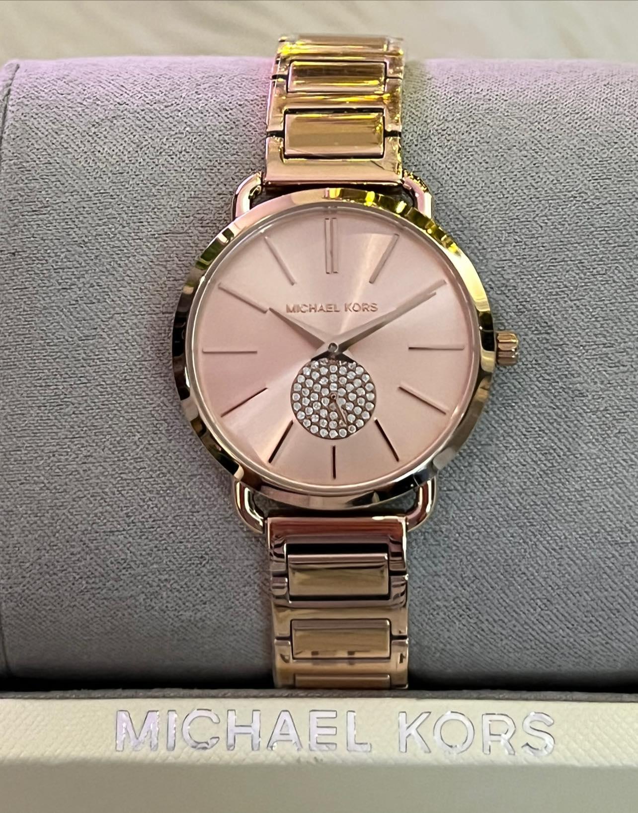 Michael Kors Women's Rose Gold-Tone Watch – Club de Mode