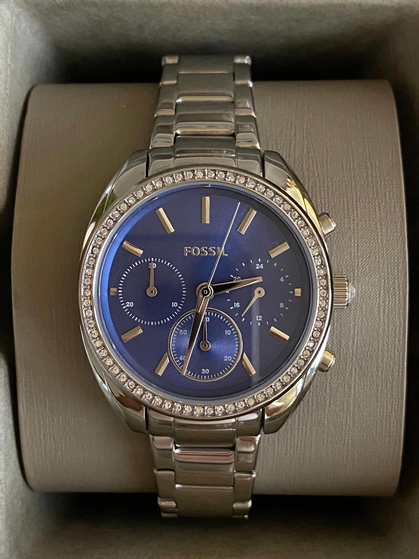 Fossil Women’s Vale Chronograph Stainless Steel Watch