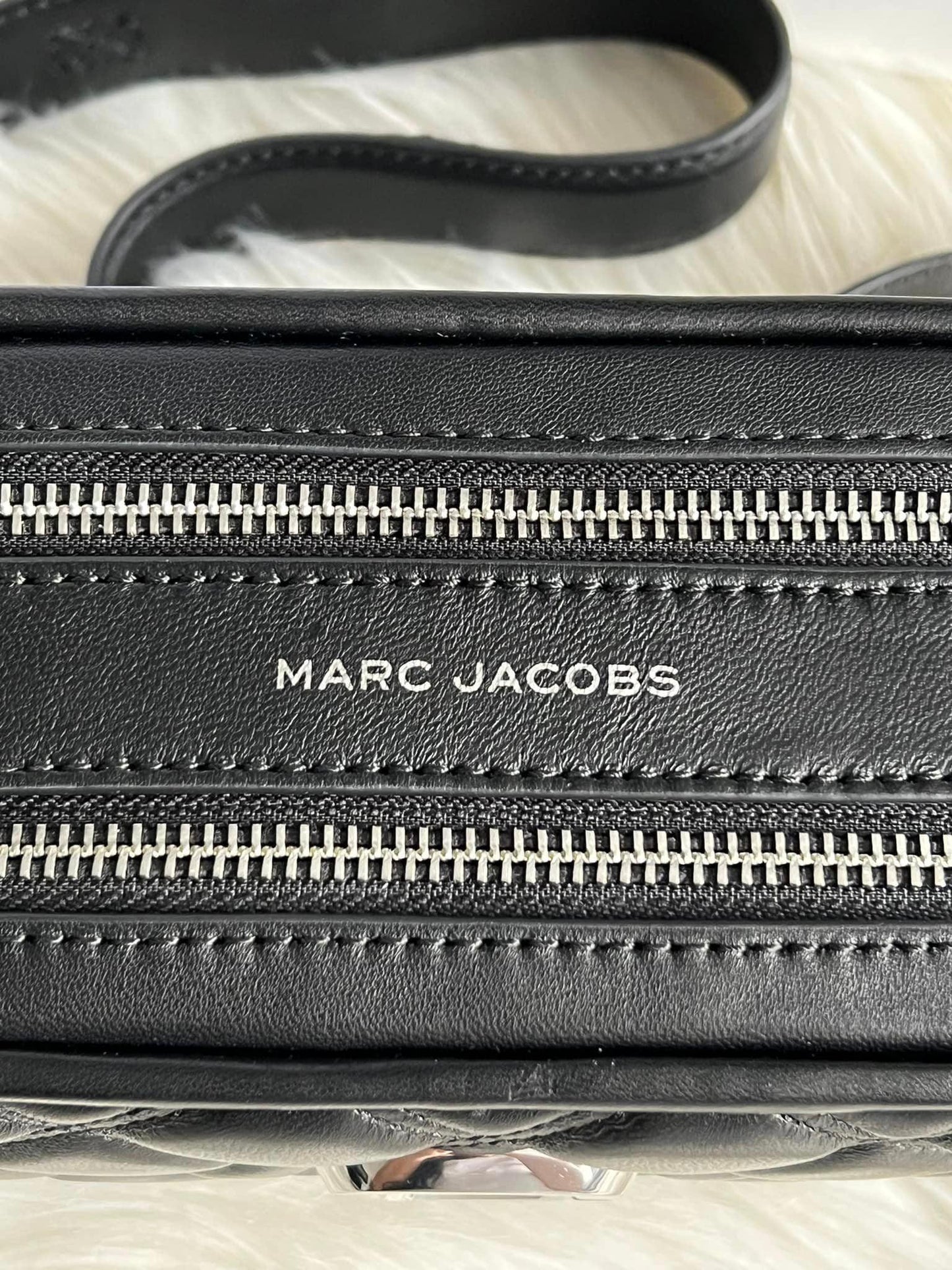 Marc Jacobs The Quilted Softshot 21 Crossbody Bag
