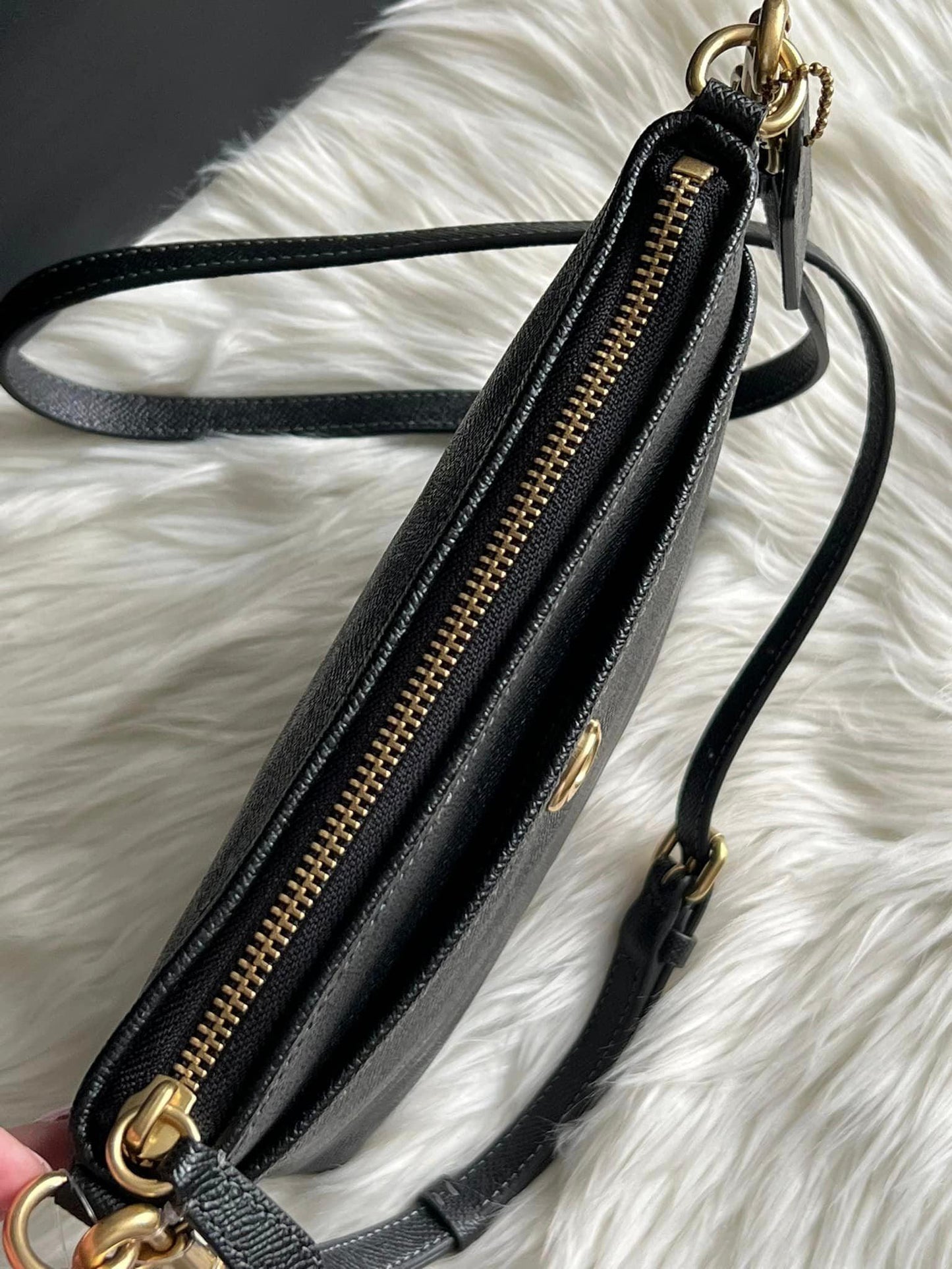 Coach Kitt Messenger Crossbody