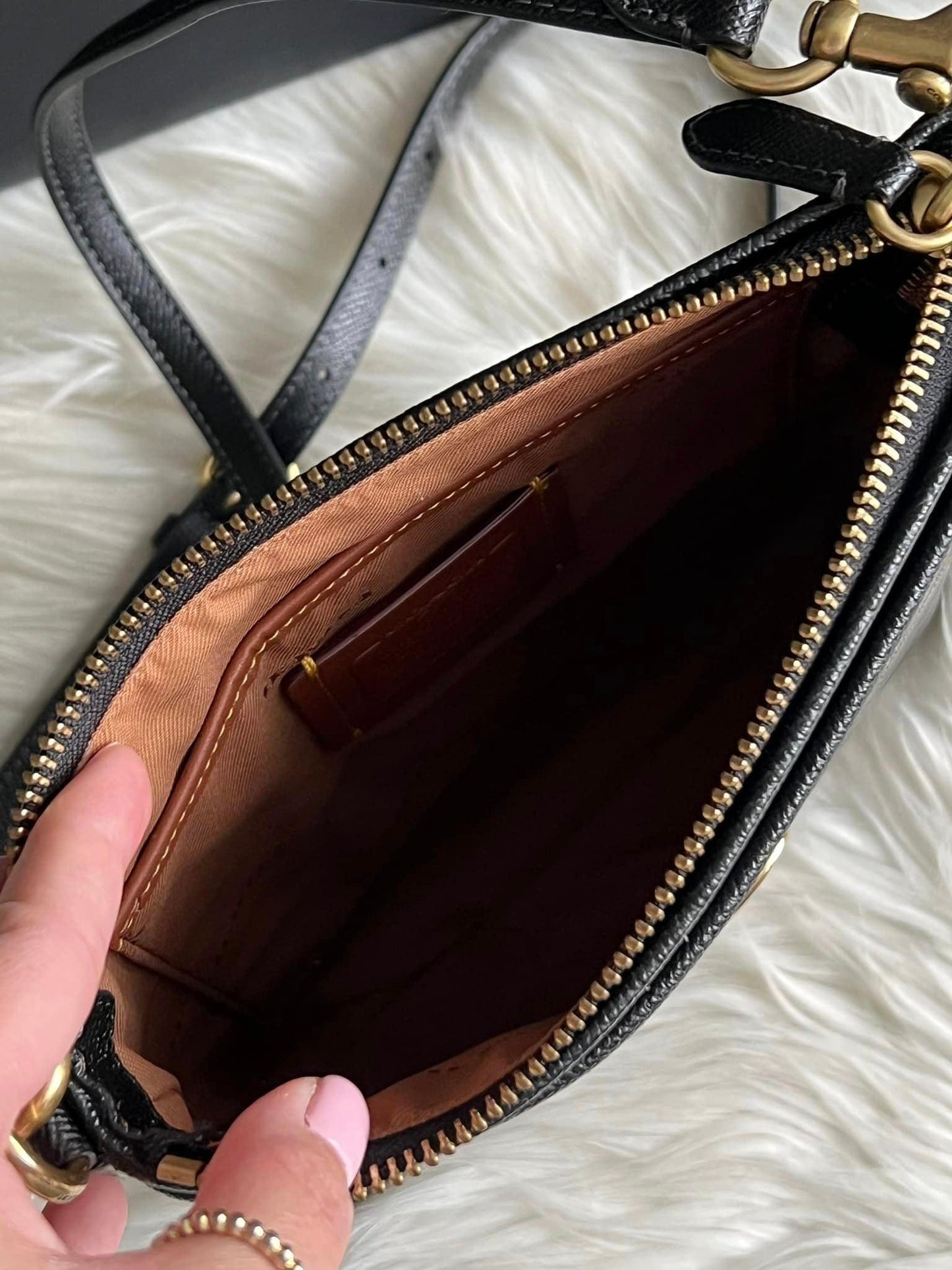 Coach Kitt Messenger Crossbody