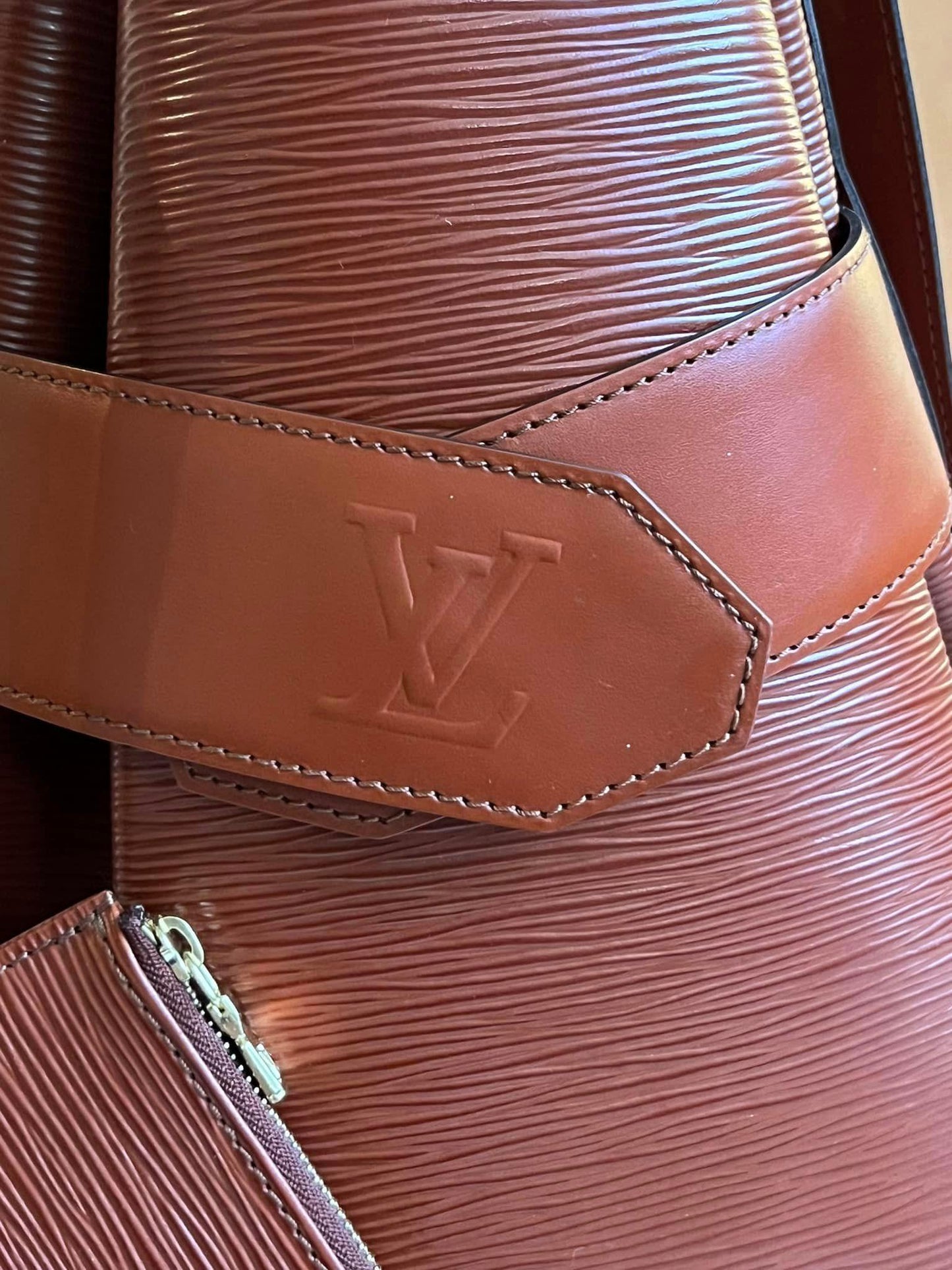 Louis Vuitton Vintage Epi Sac D’epaule