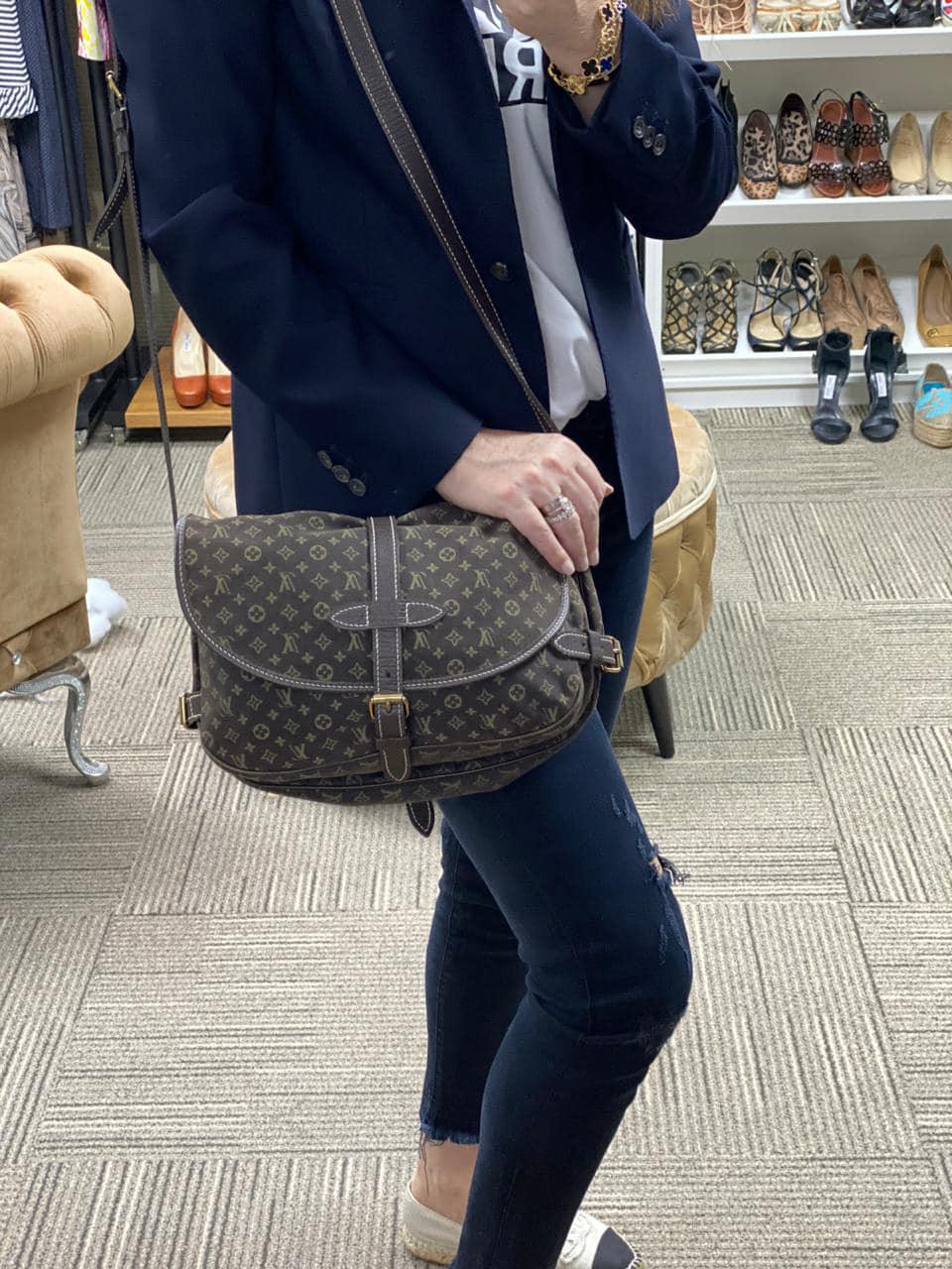Louis Vuitton Mini Lin Saumur Ebene