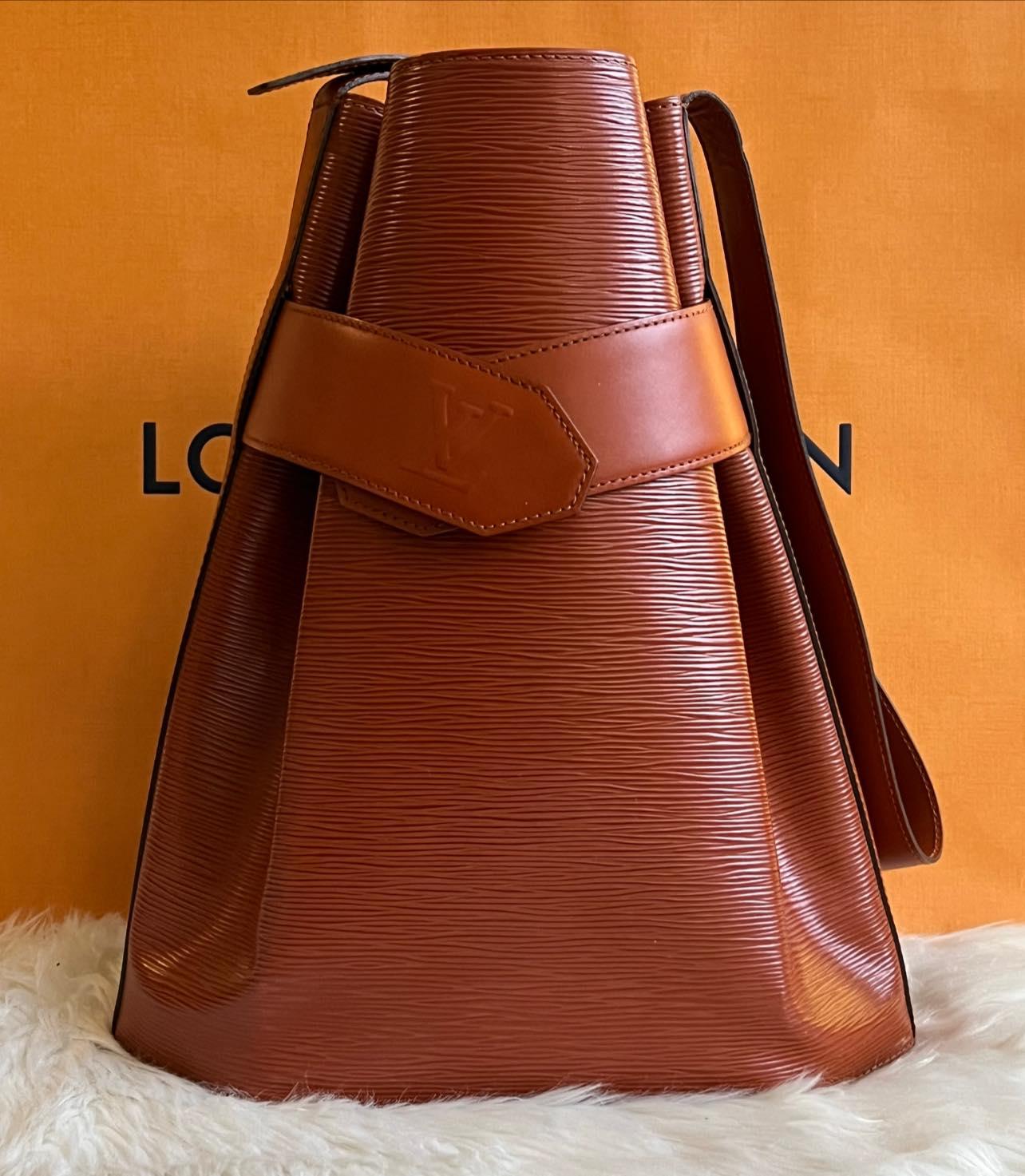 Louis Vuitton Vintage Epi Sac D’epaule