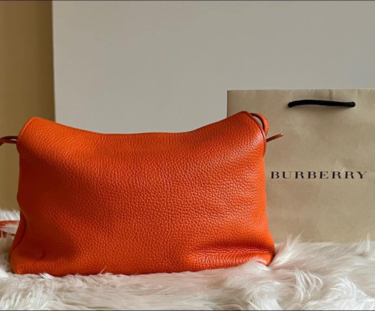 Burberry London Grainy Leather Small Leah Clutch