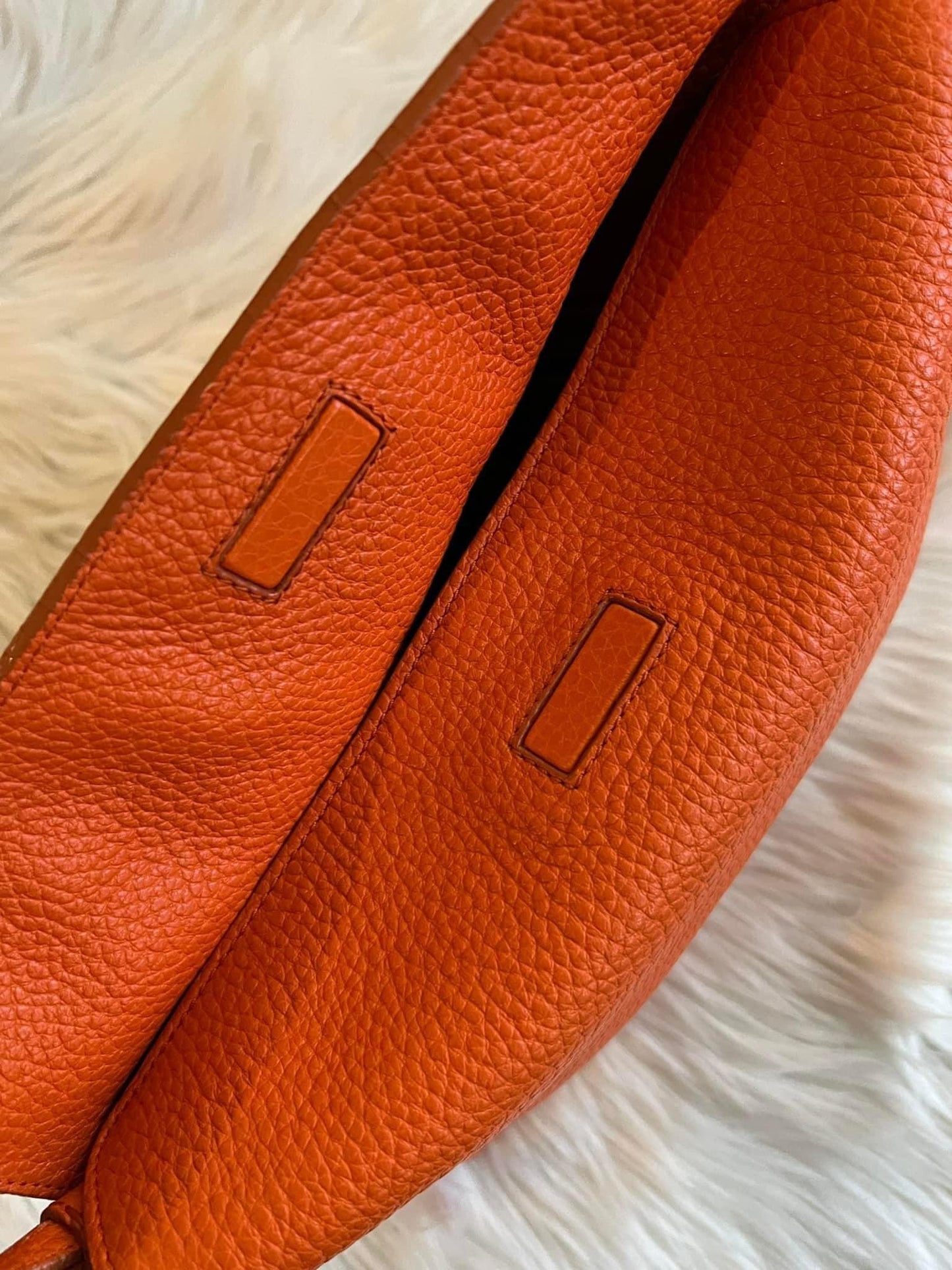 Burberry London Grainy Leather Small Leah Clutch